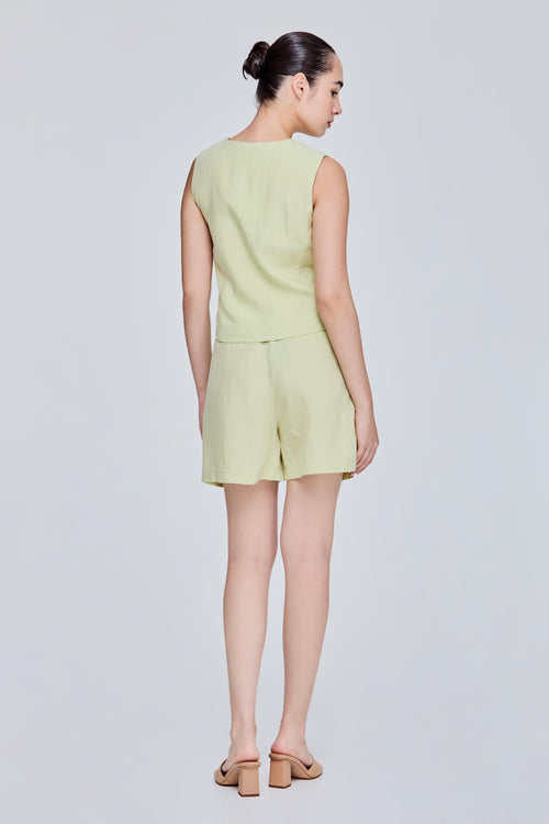 color:APPLE GREEN