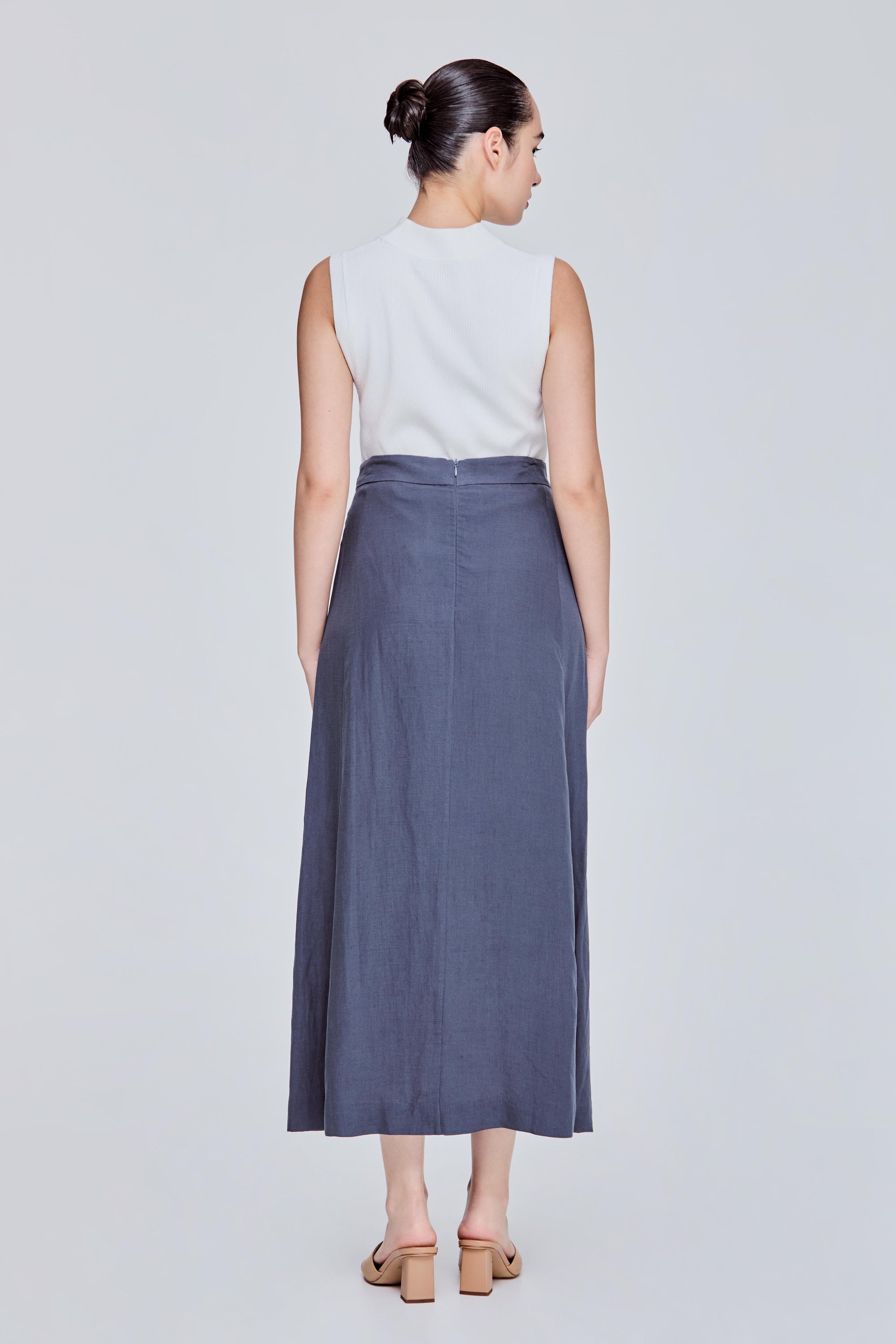 color:STONE BLUE