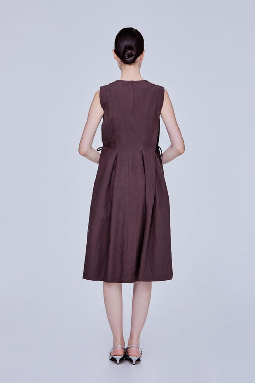 color:DARK BROWN