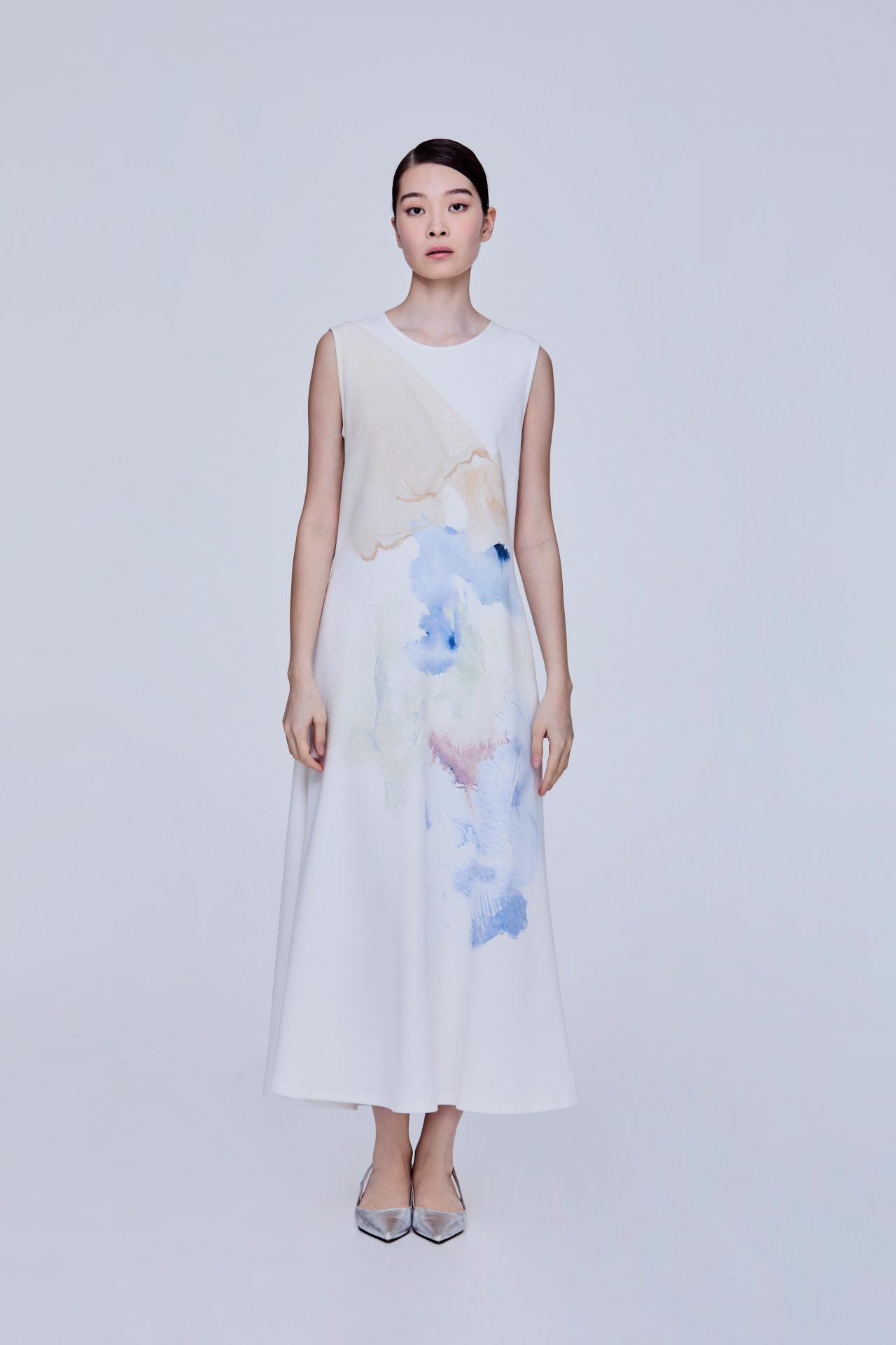 color:IVORY
