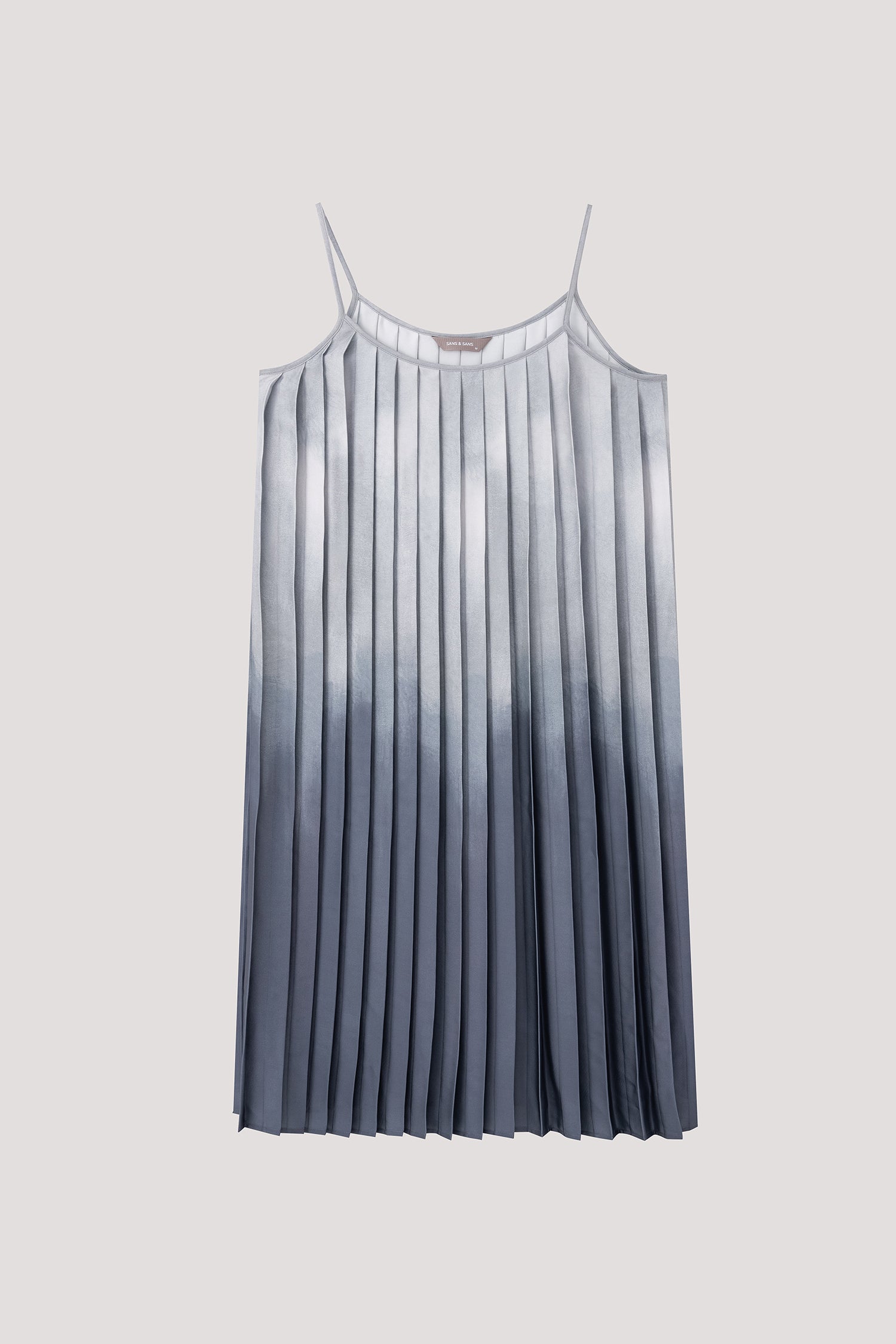 color:GREY