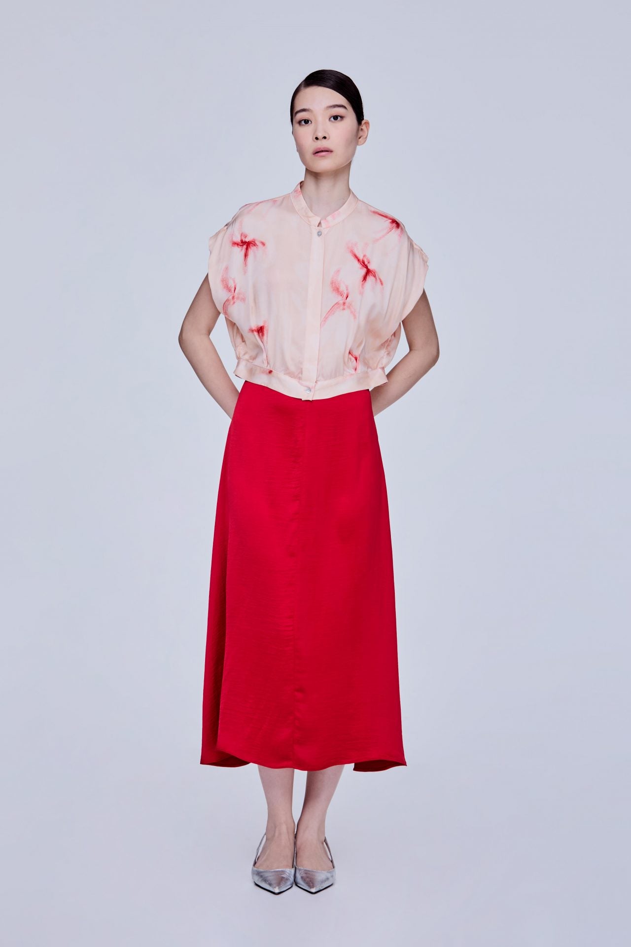 color:BLUSH