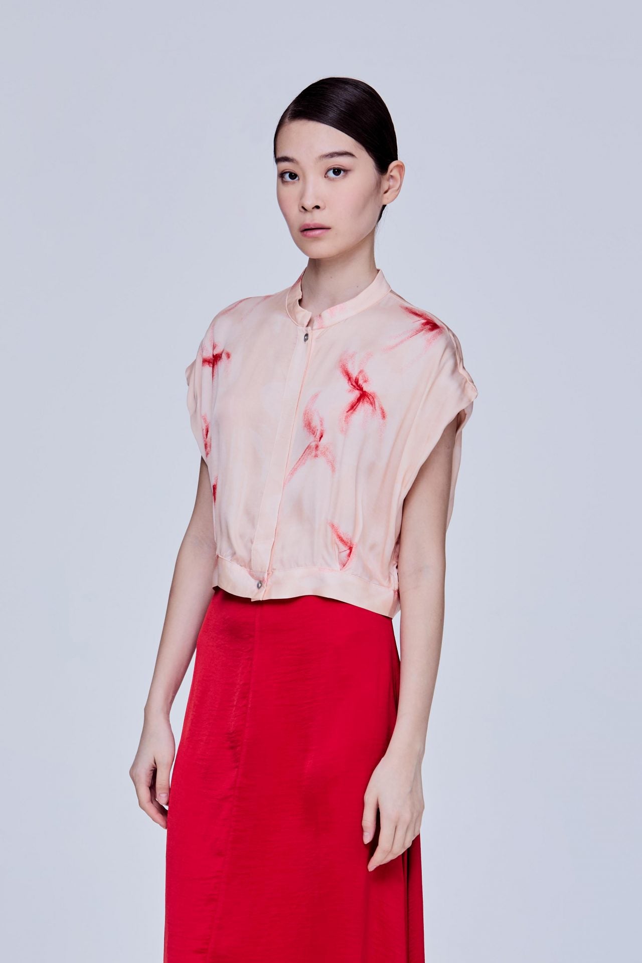 color:BLUSH