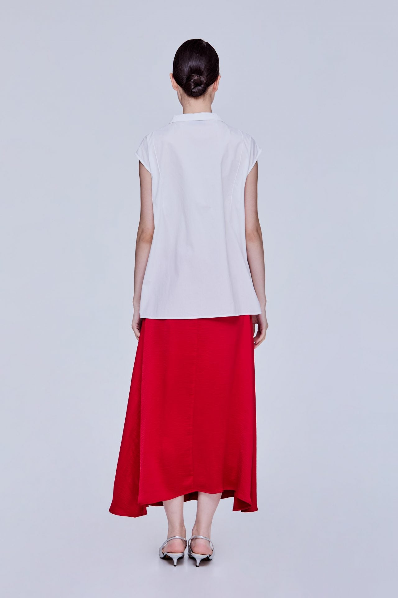color:IVORY