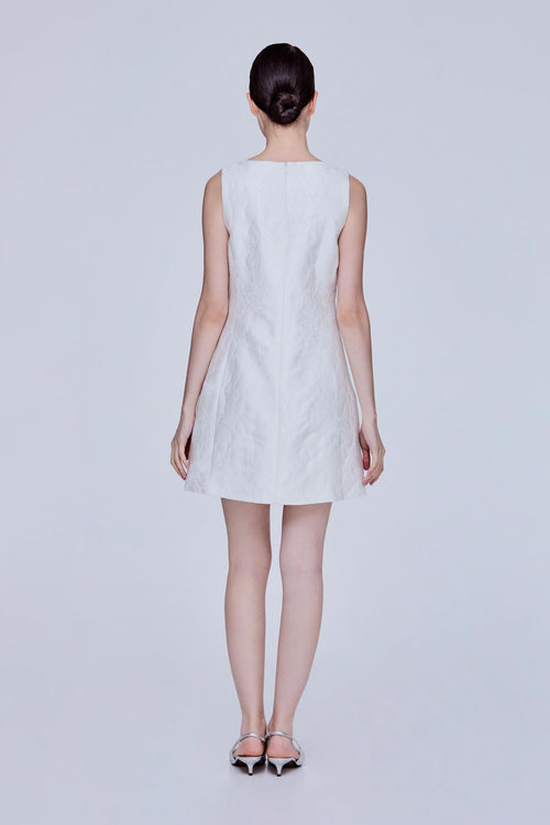 color:IVORY
