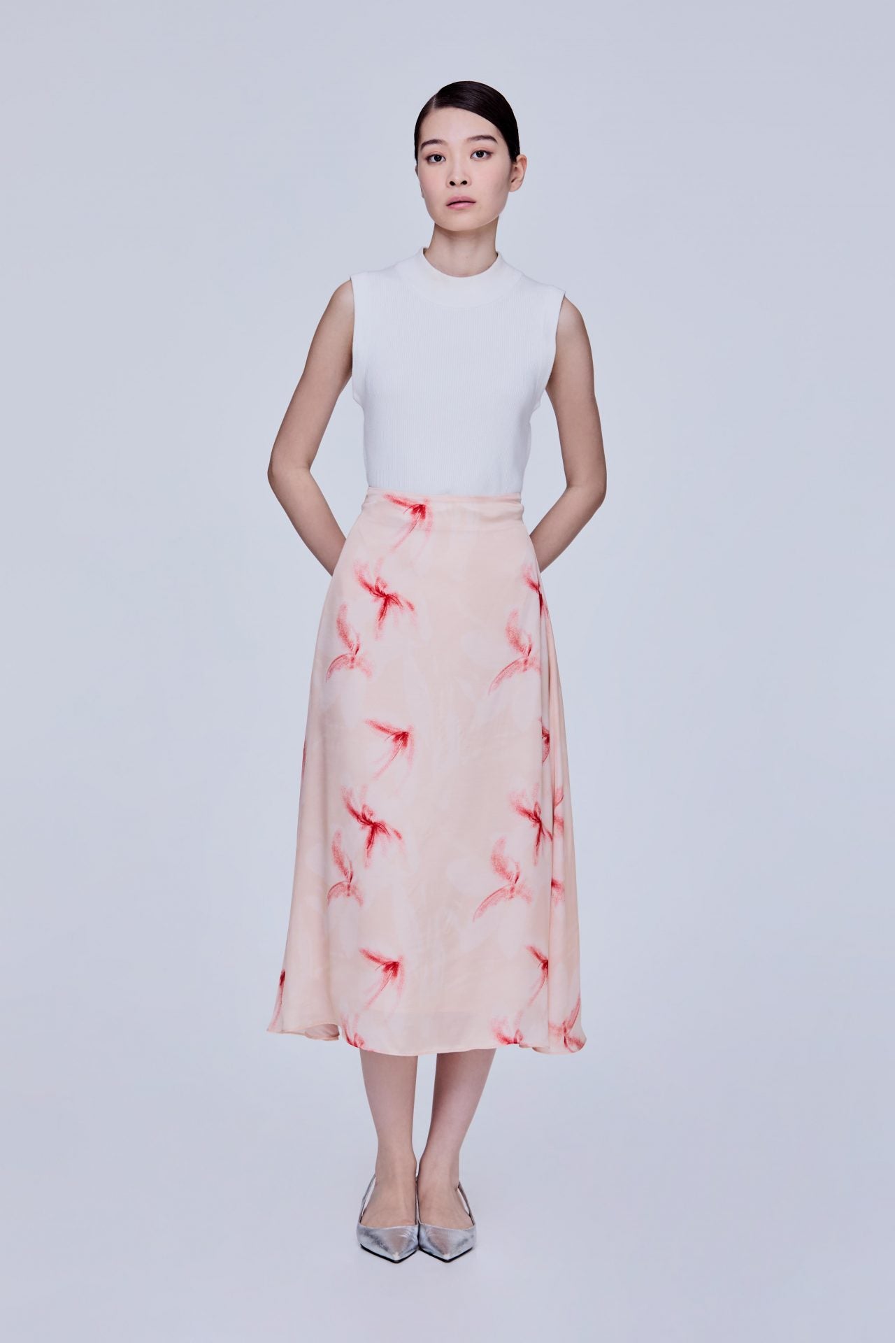 color:BLUSH