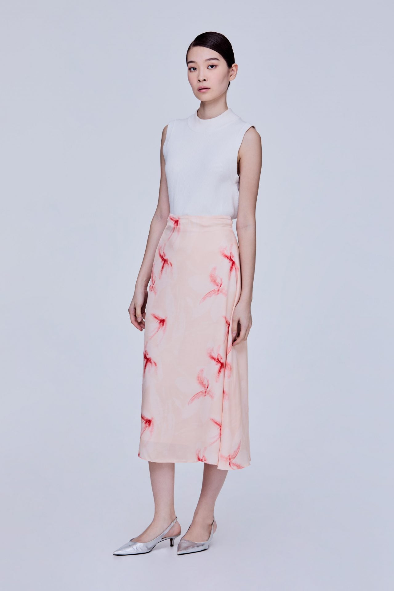 color:BLUSH