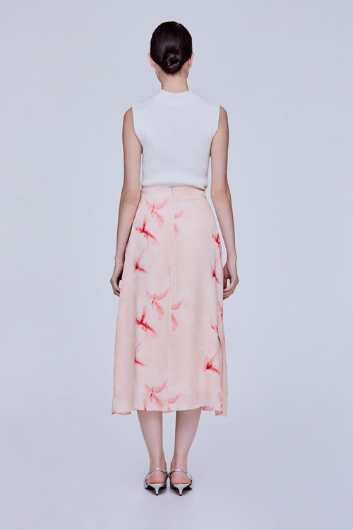 color:BLUSH