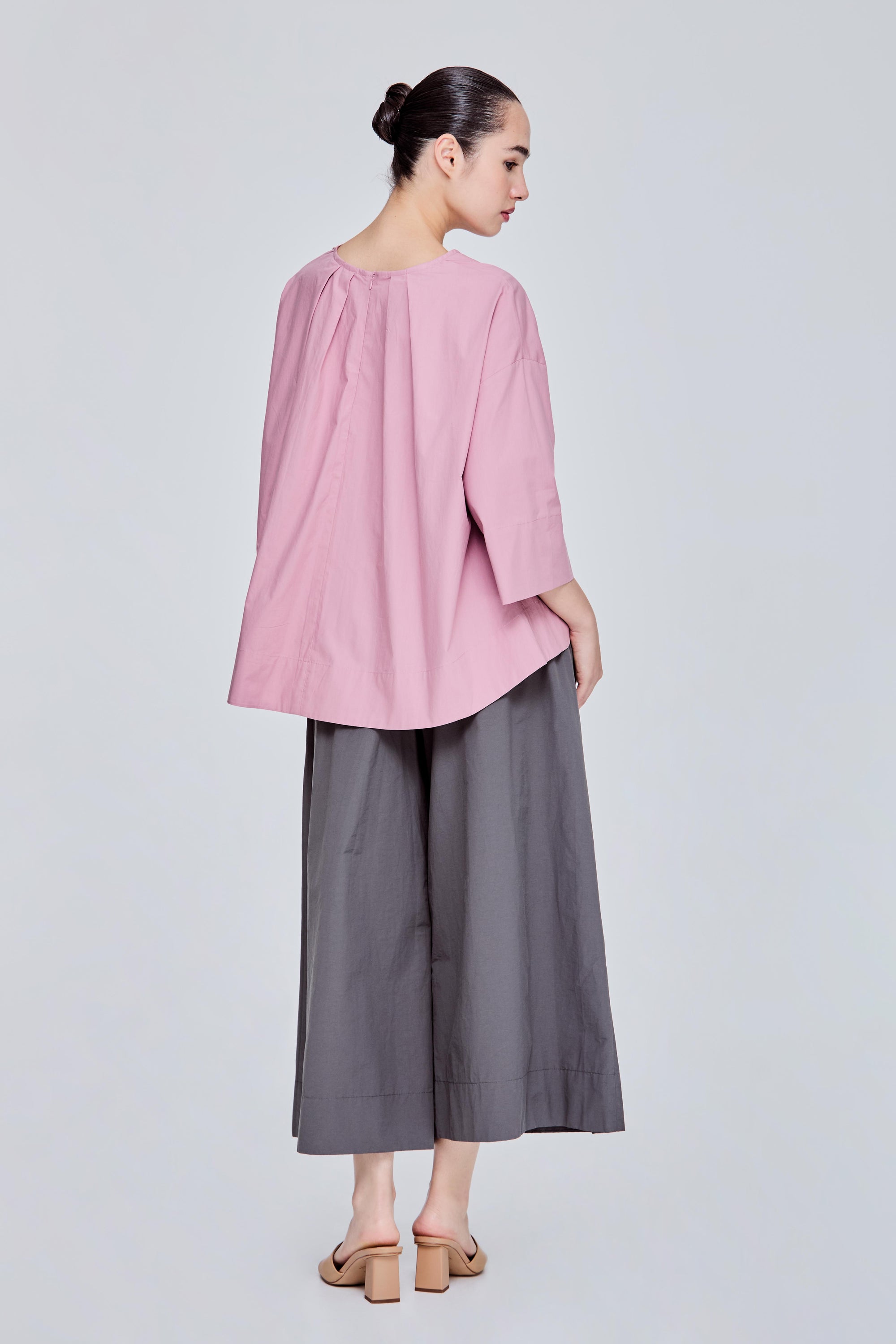 color:DARK PINK