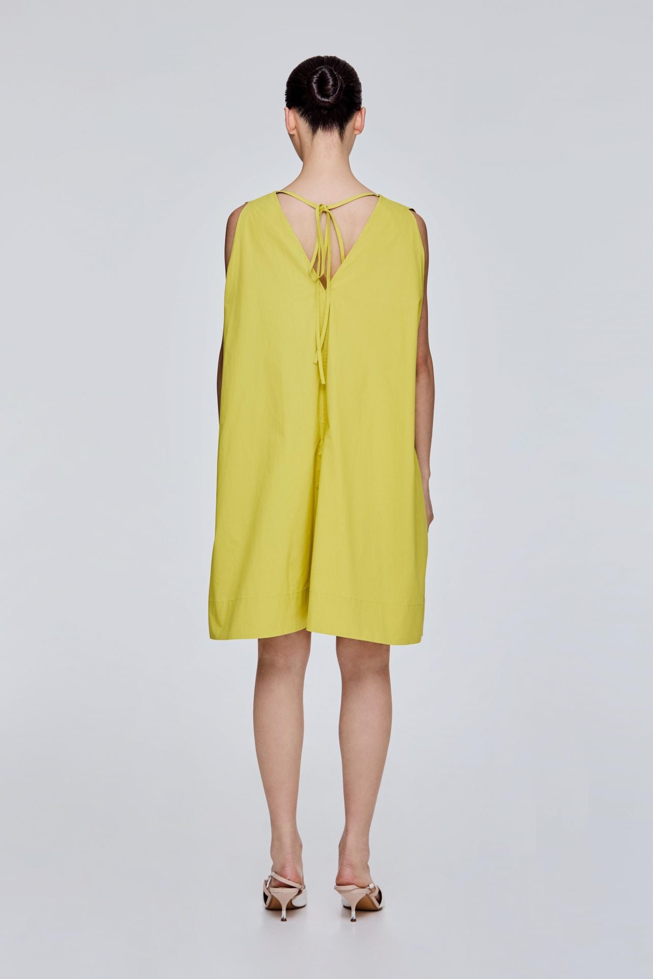 color:LIME