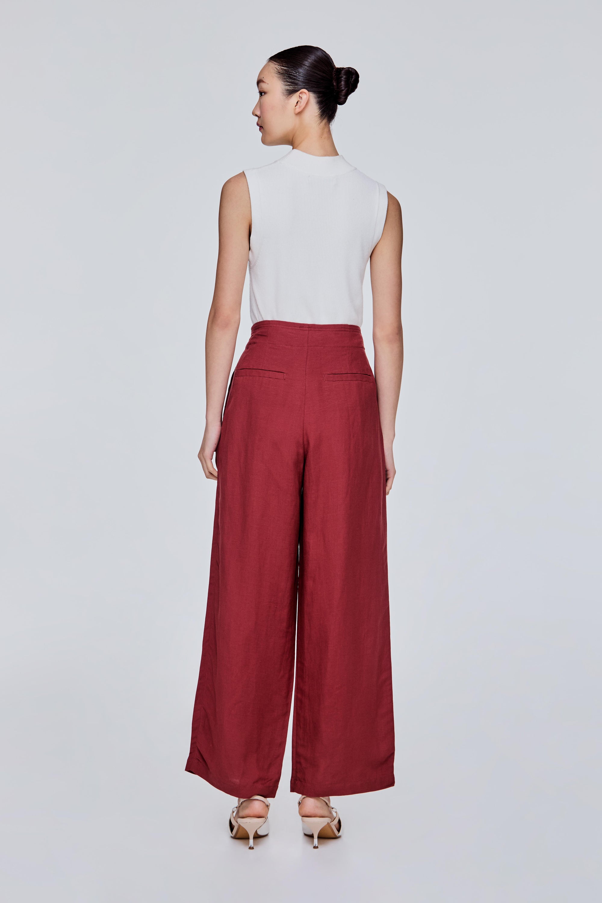 color:ROSEWOOD