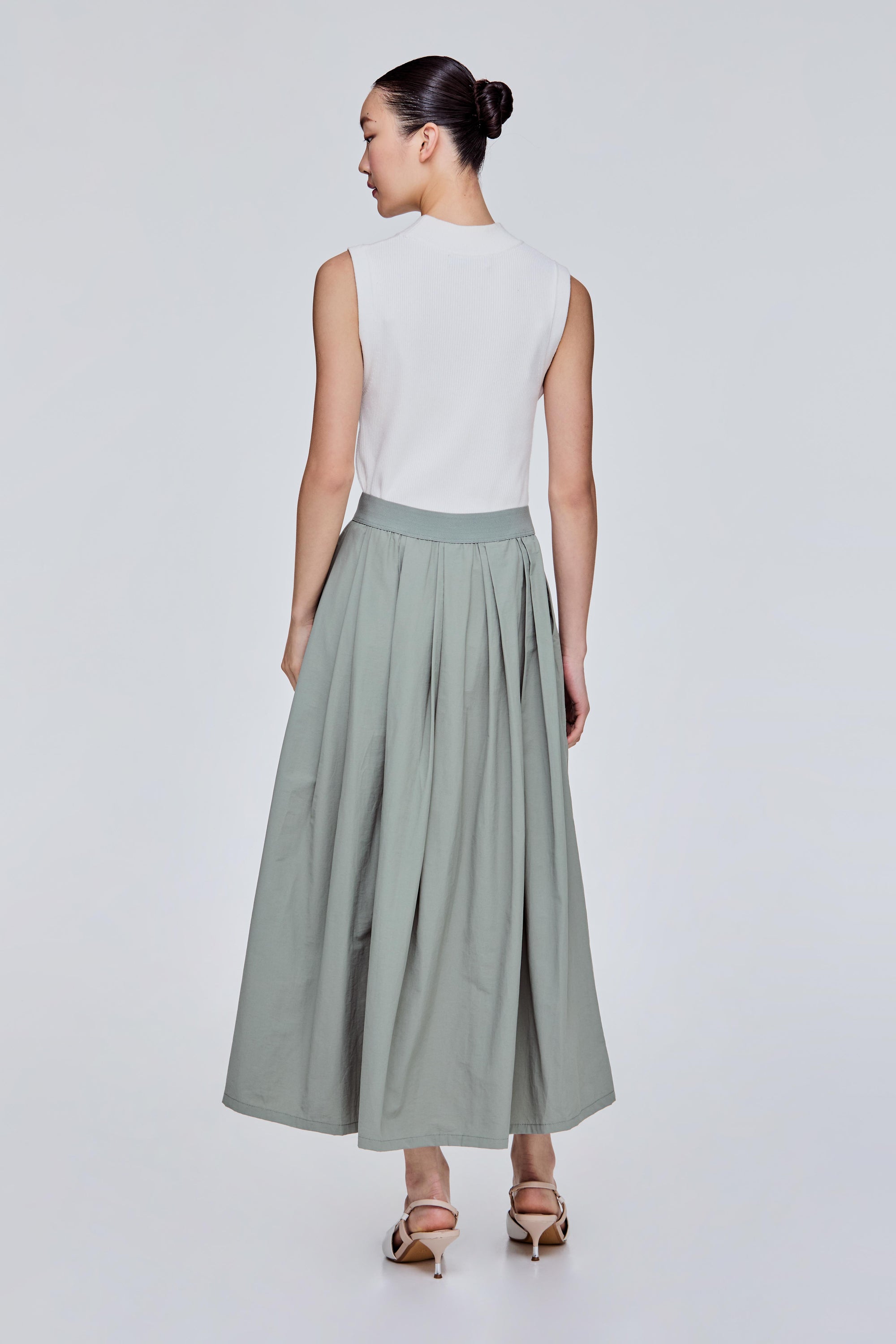 color:MOSS
