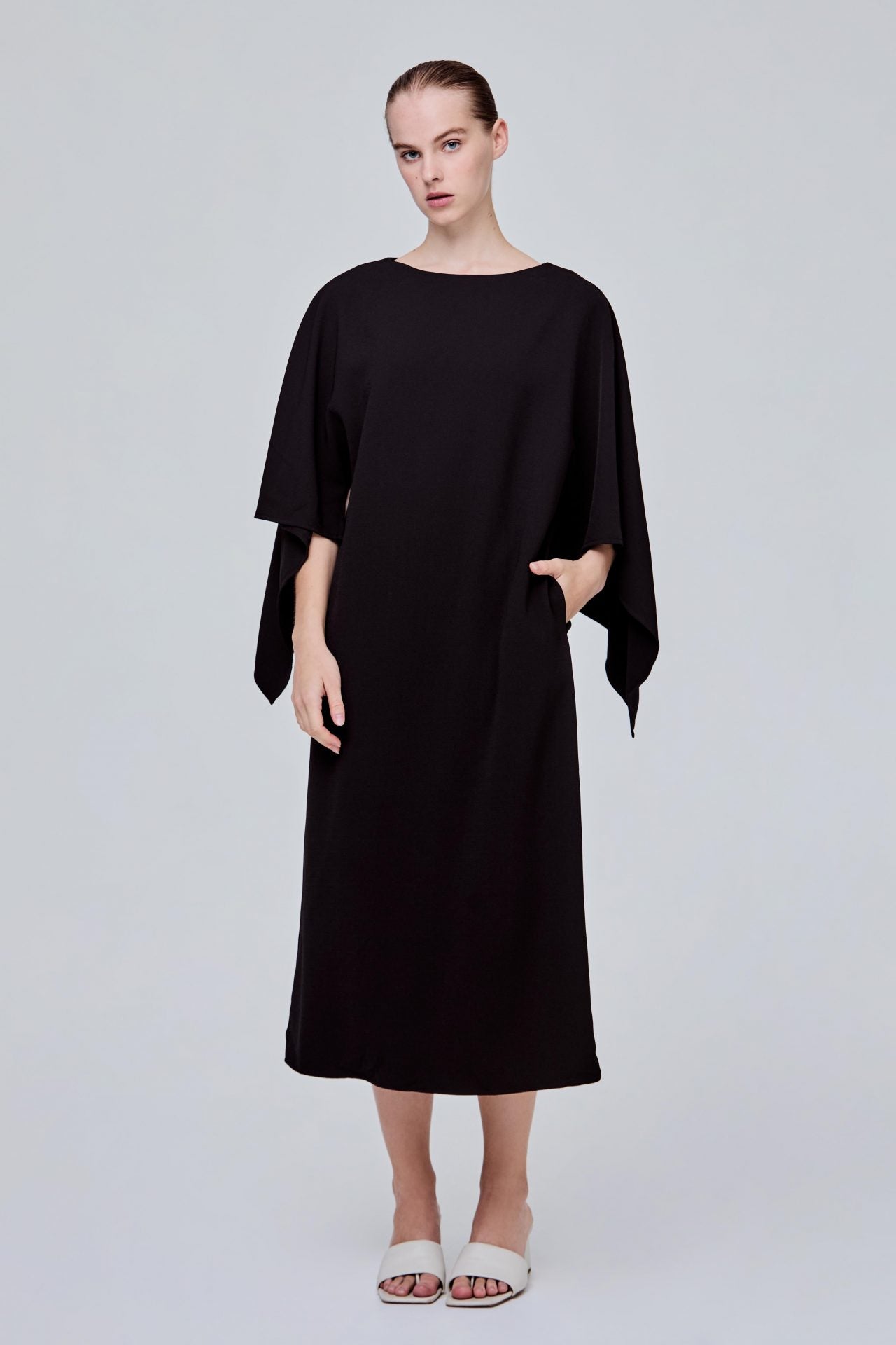 color:NOIR