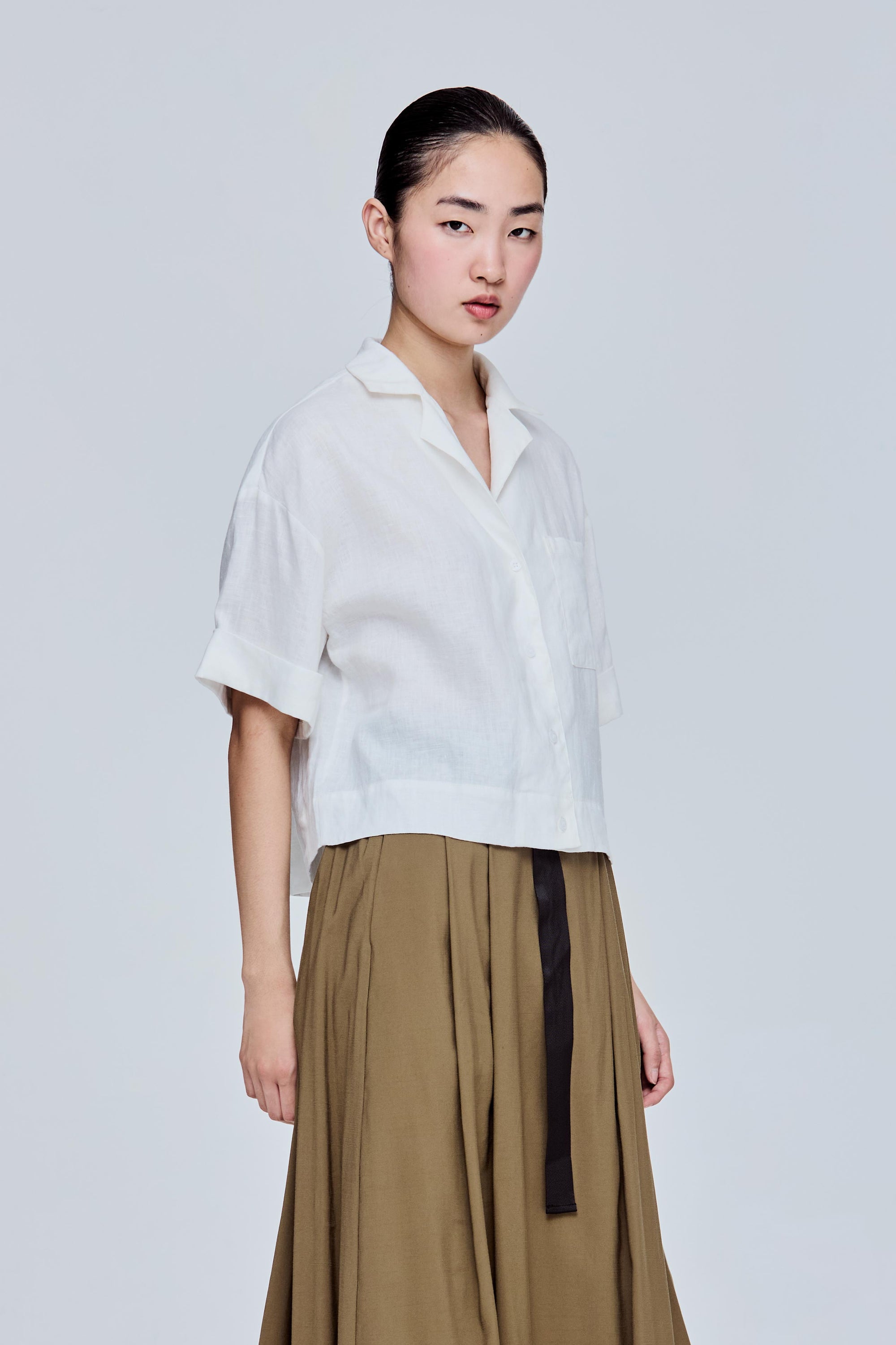 color:IVORY