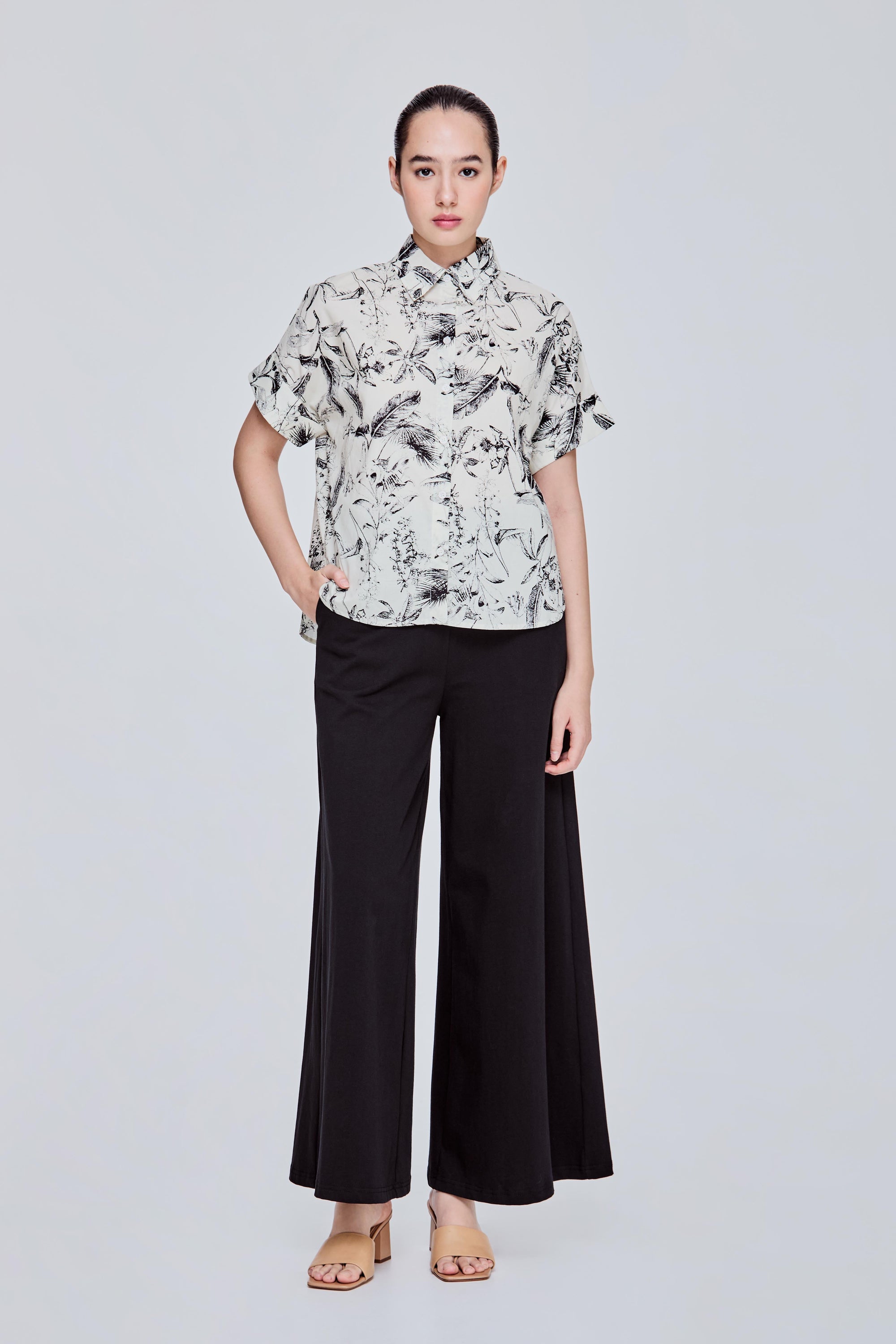 color:BLACK FLORAL