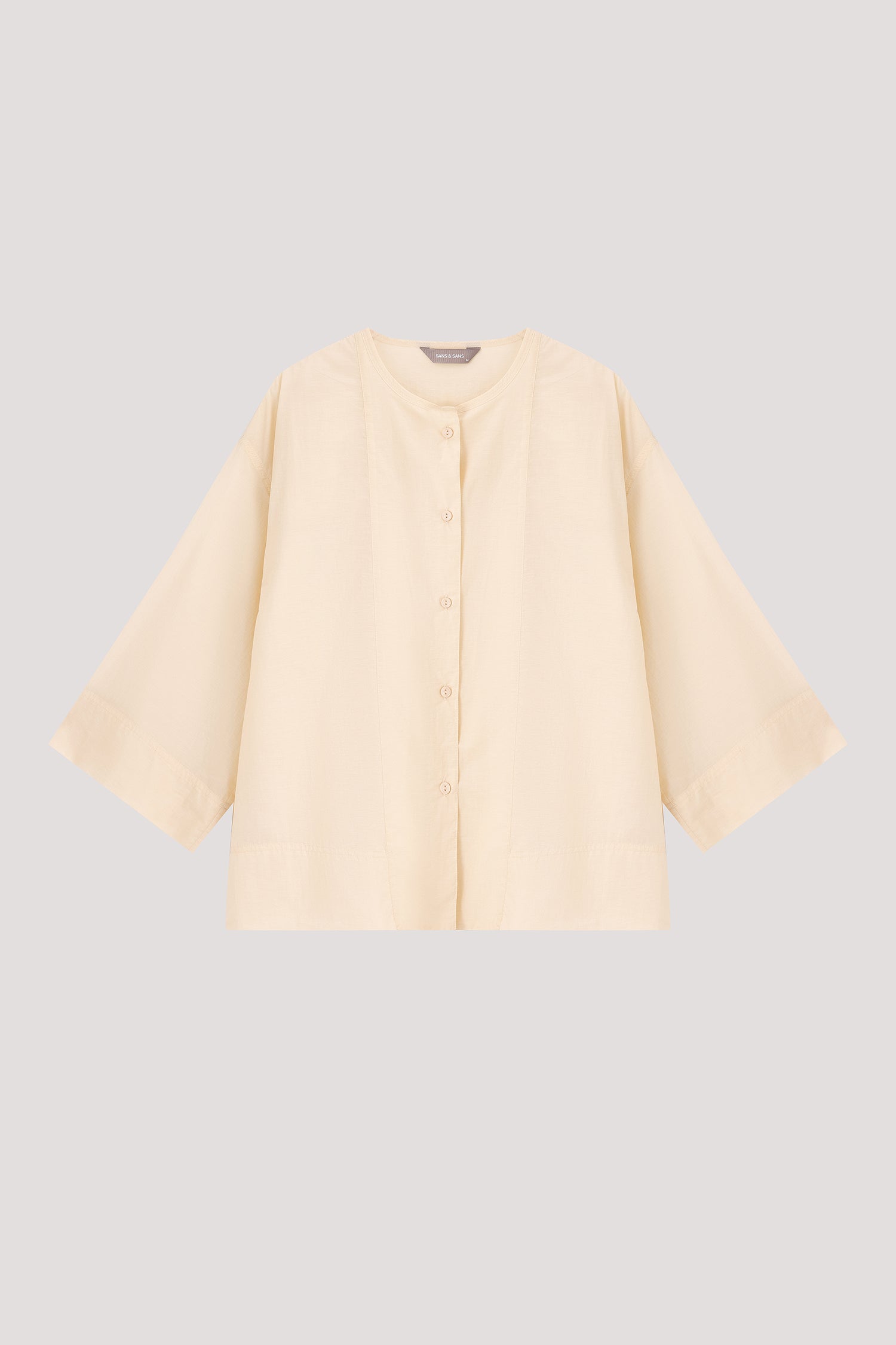 color:BEIGE