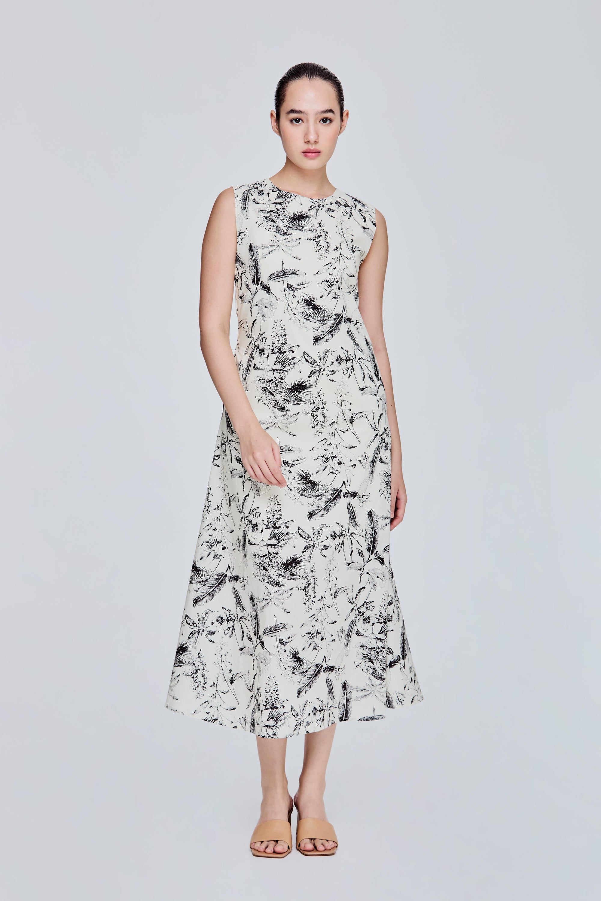color:BLACK FLORAL