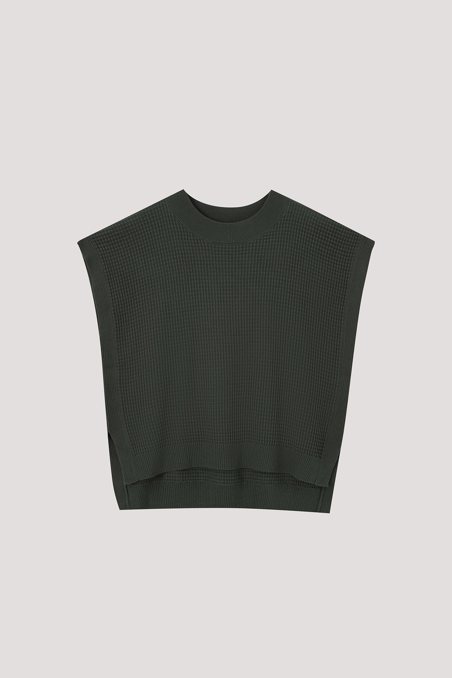 color:DARK GREEN