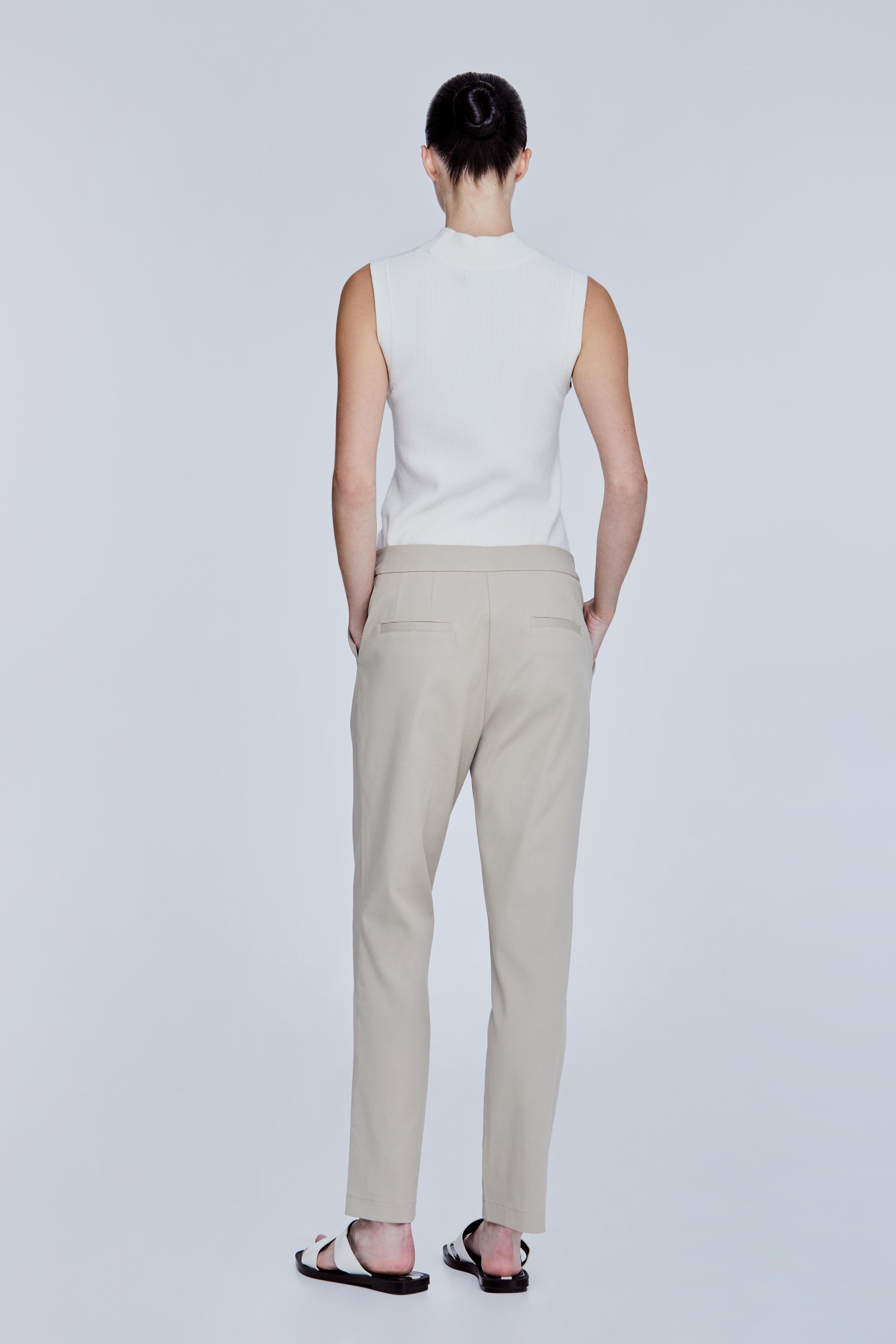 color:SAND