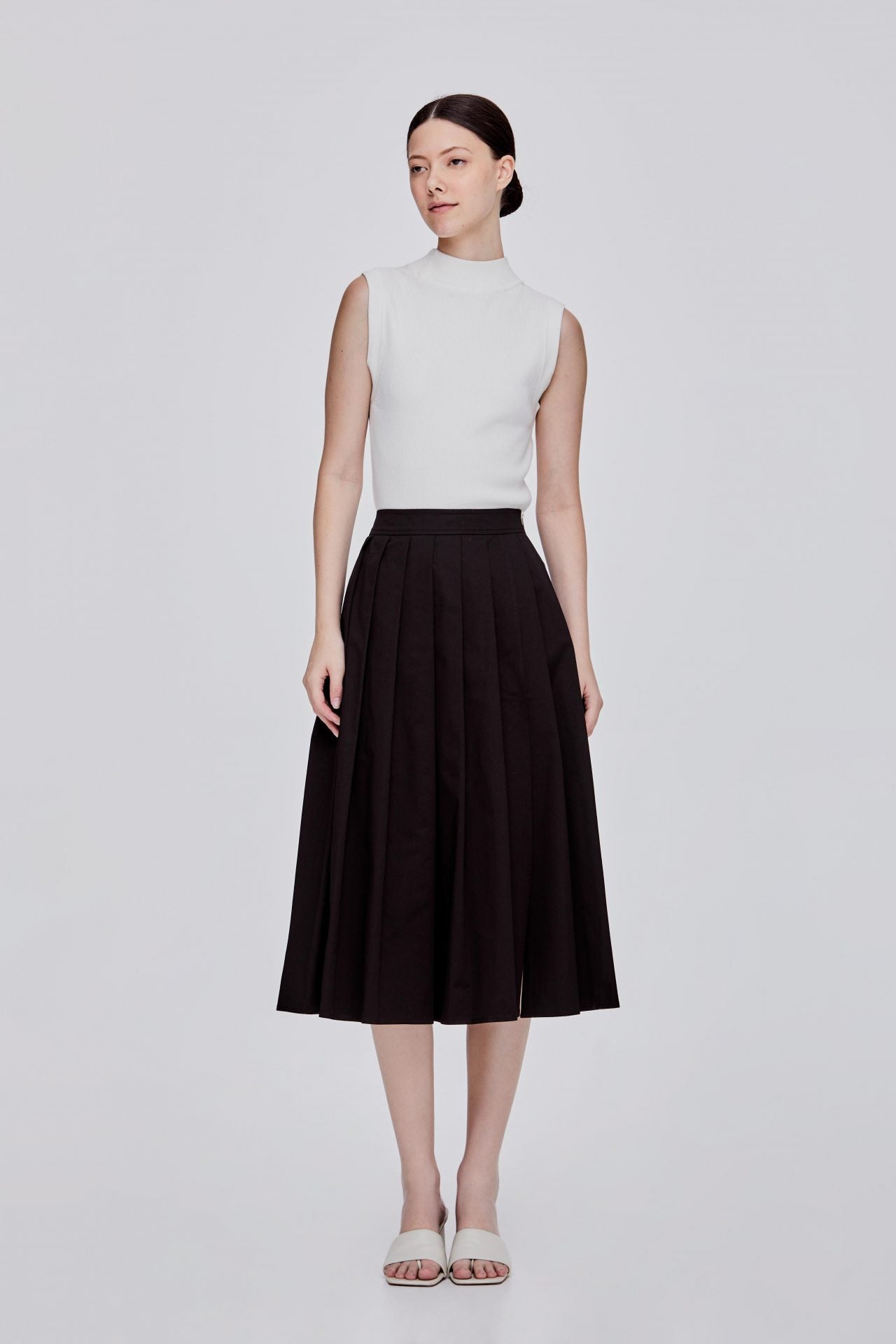 color:NOIR