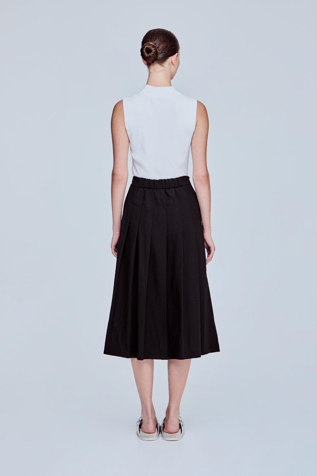 color:NOIR