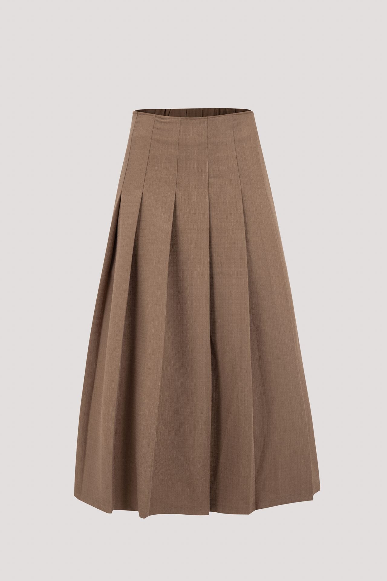 color:BROWN