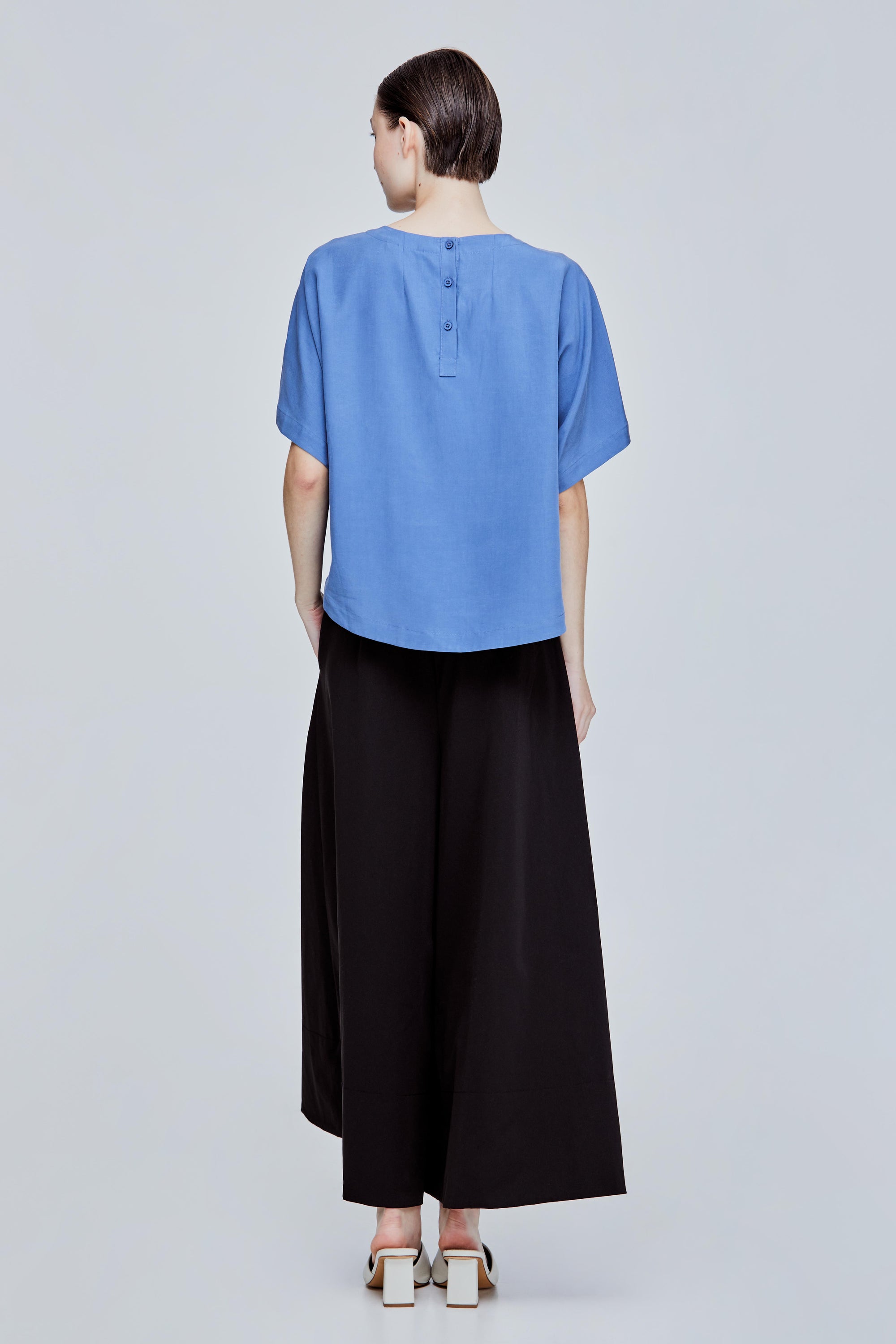 color:DENIM BLUE