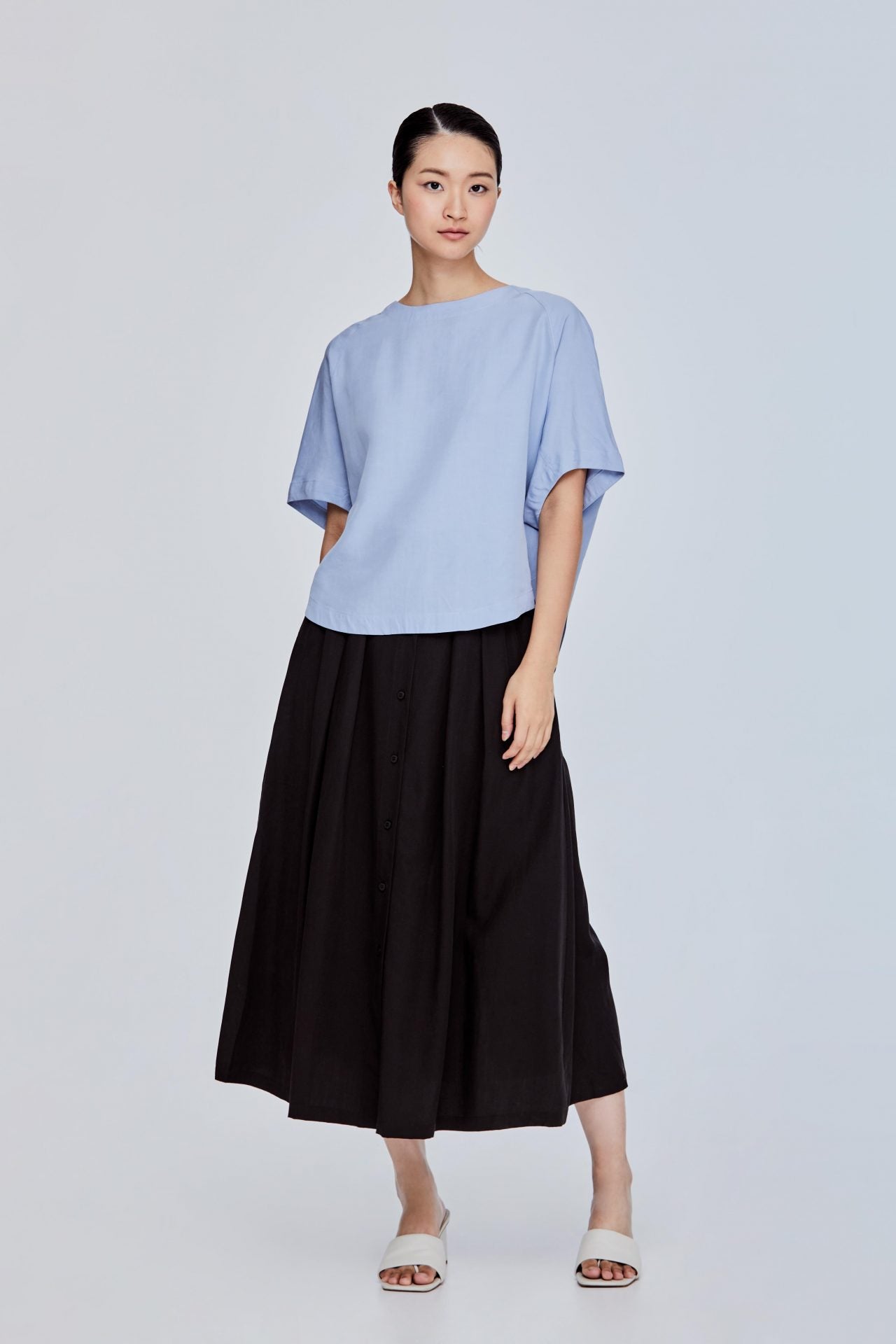 color:STEEL BLUE