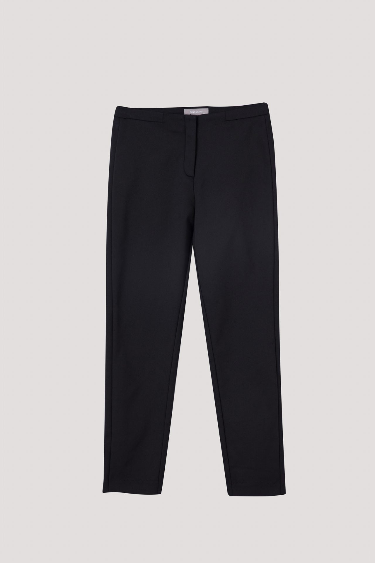 color:NOIR
