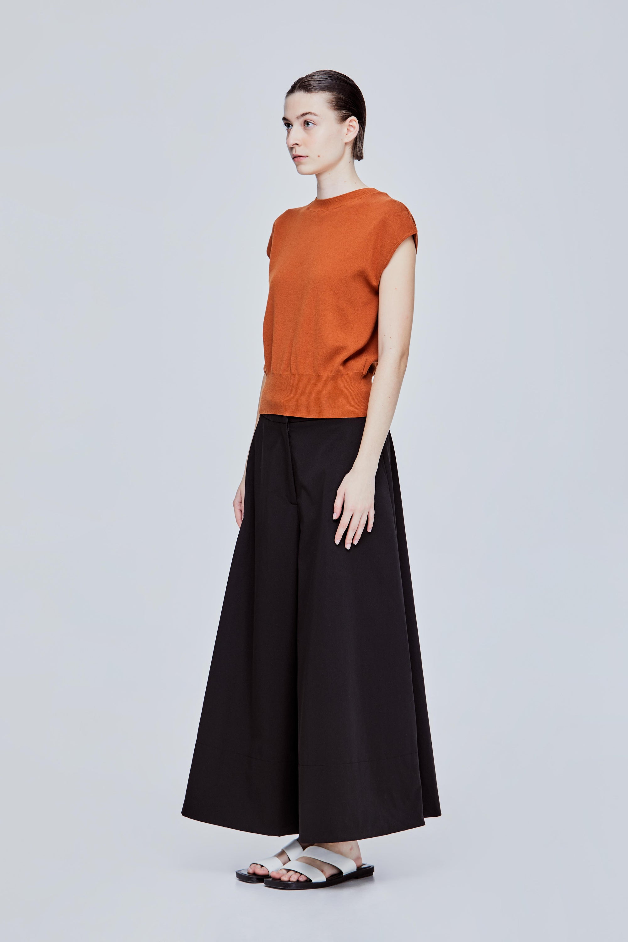 color:CAMEL