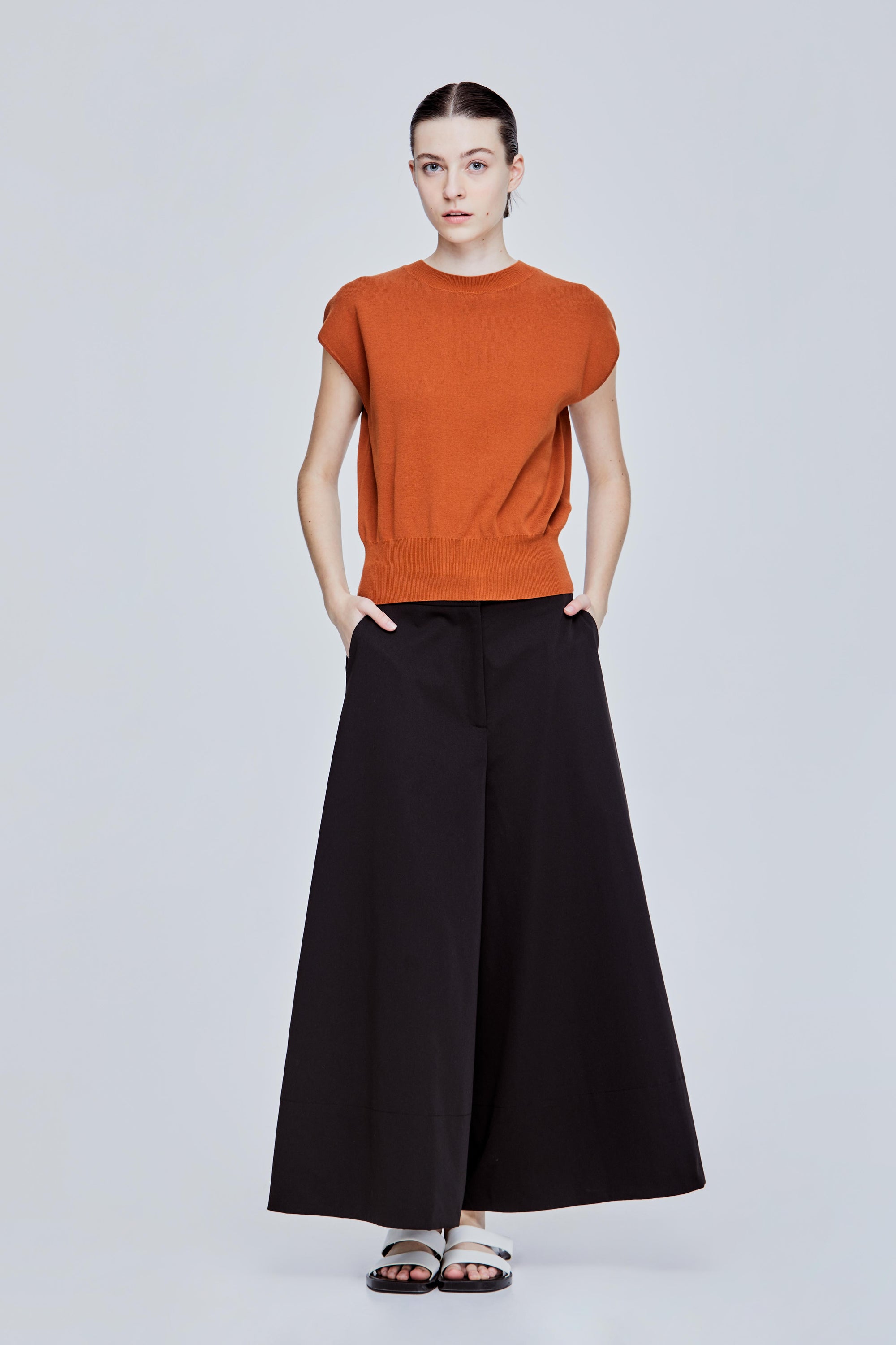 color:CAMEL