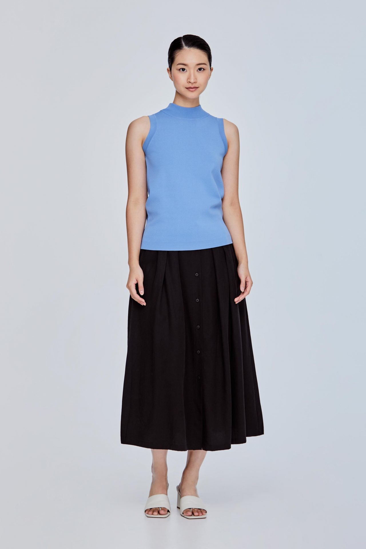 color:STEEL BLUE