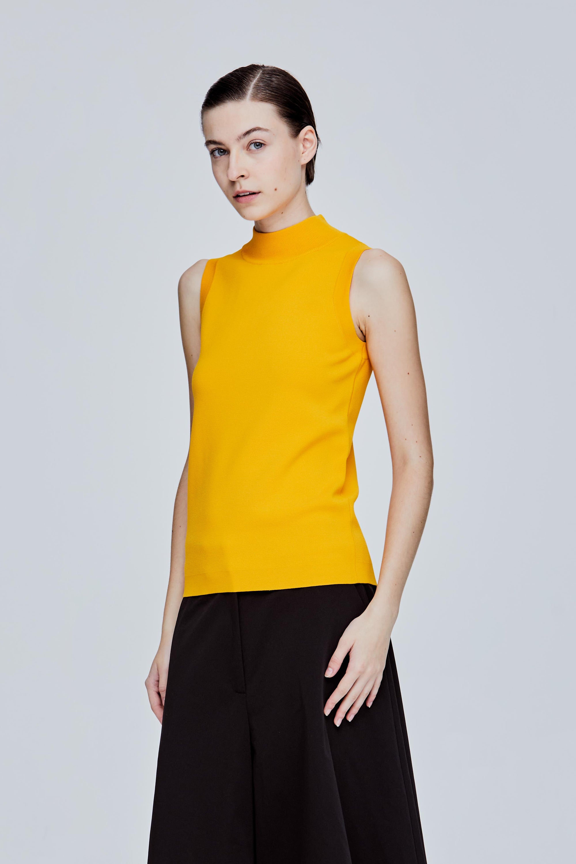 color:MARIGOLD