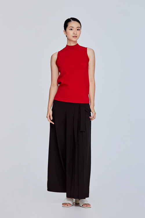 color:RED