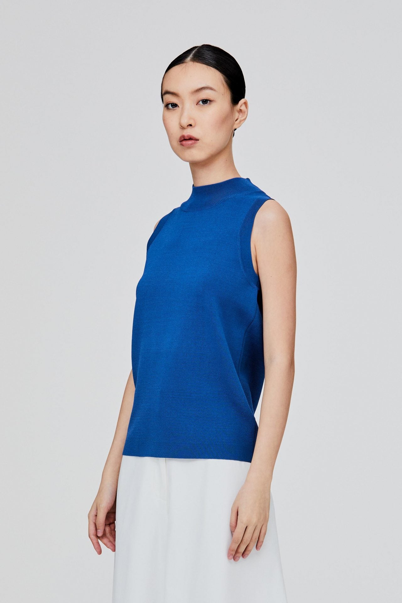 color:YALE BLUE