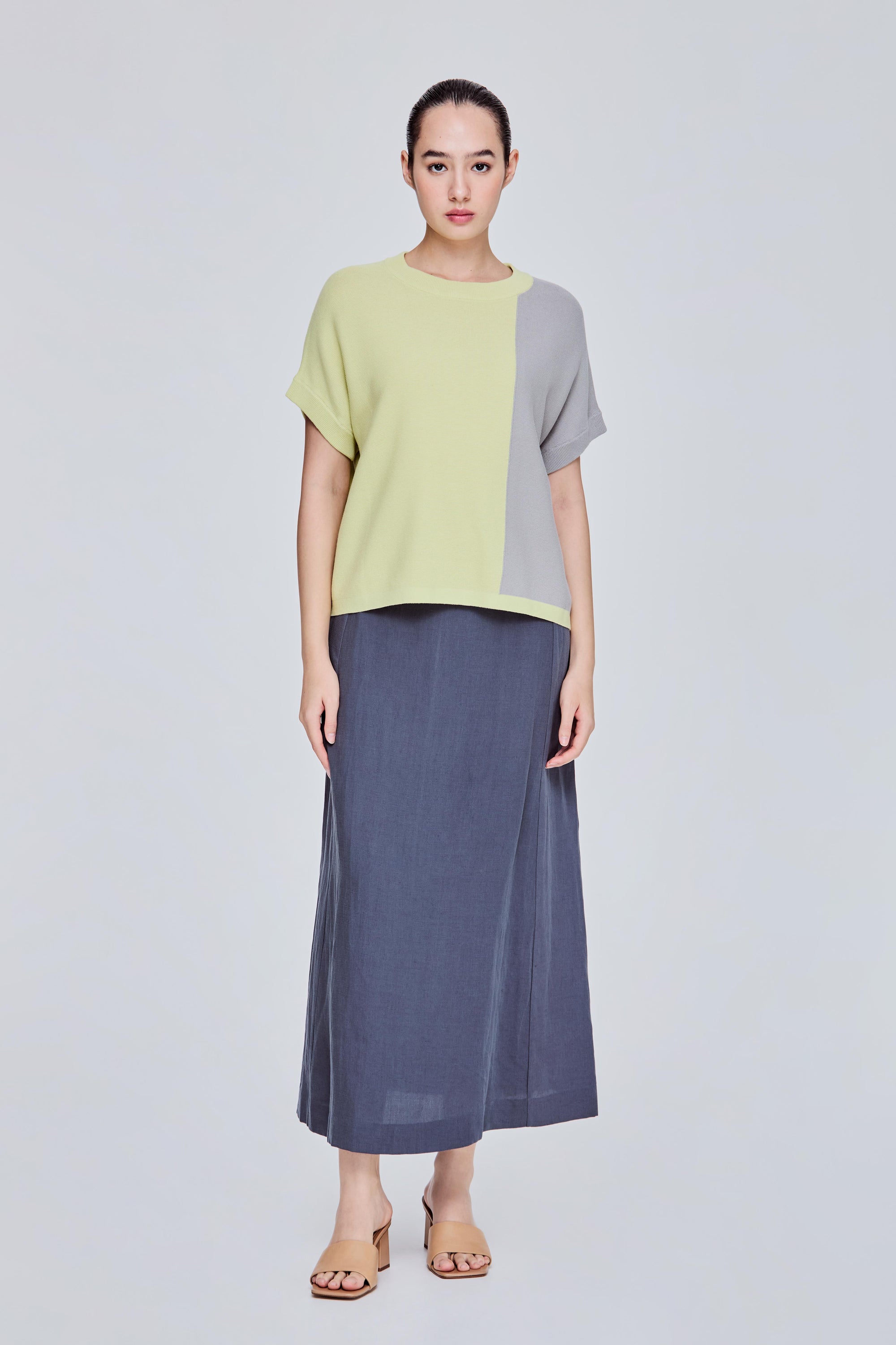 color:APPLE GREEN