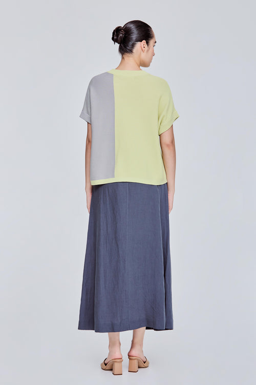 color:APPLE GREEN