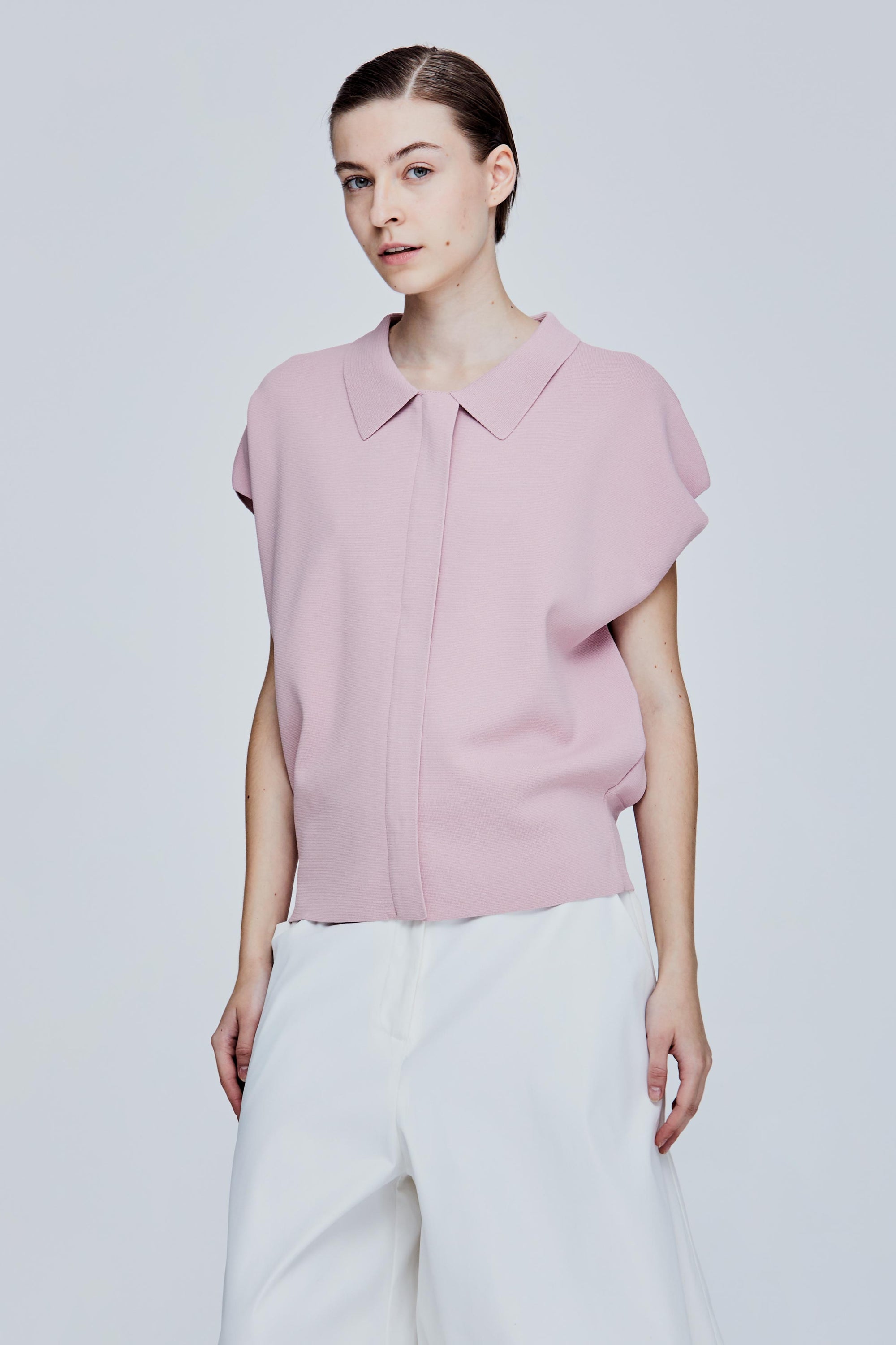 color:BLUSH