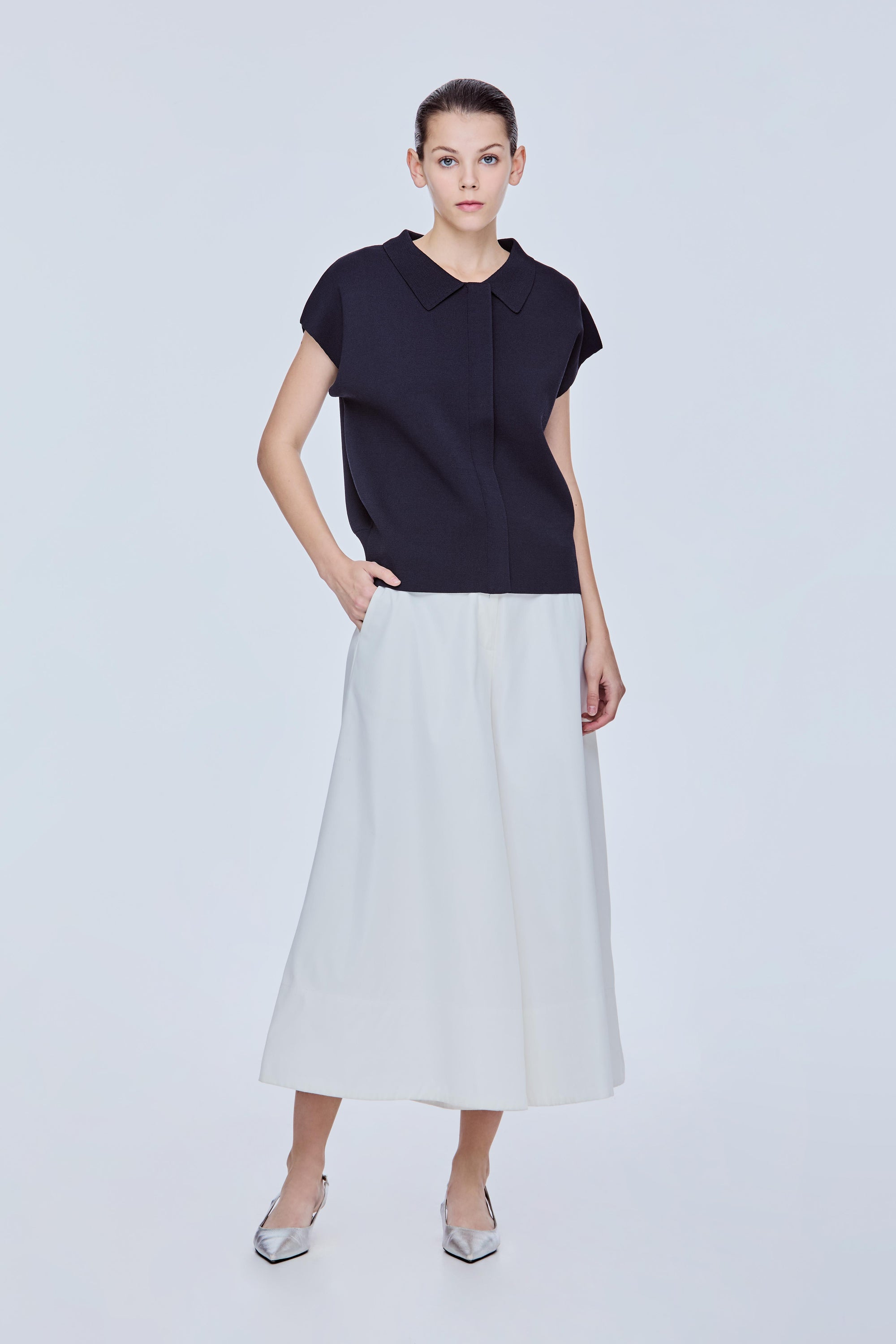 color:NAVY