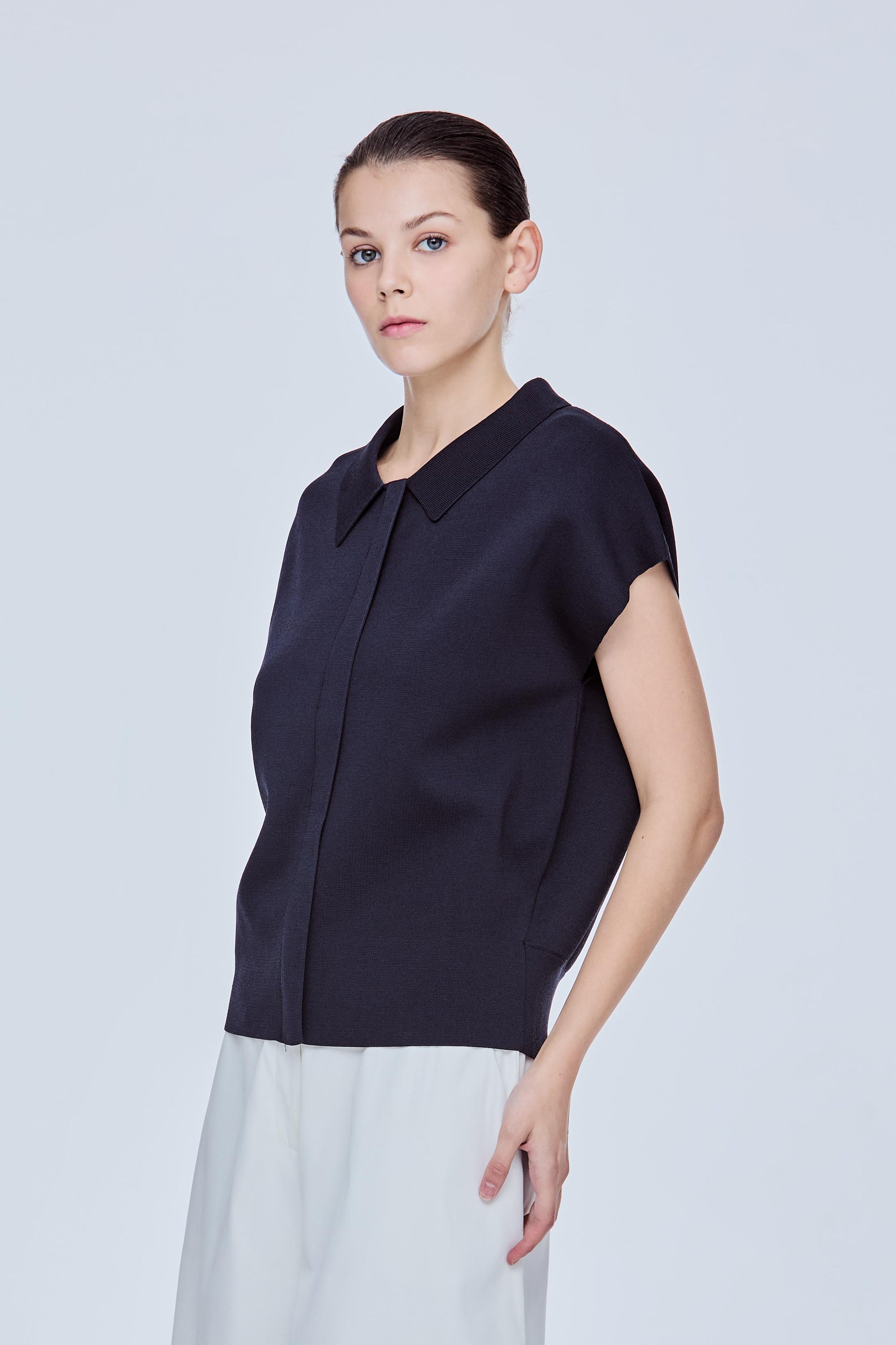 color:NAVY