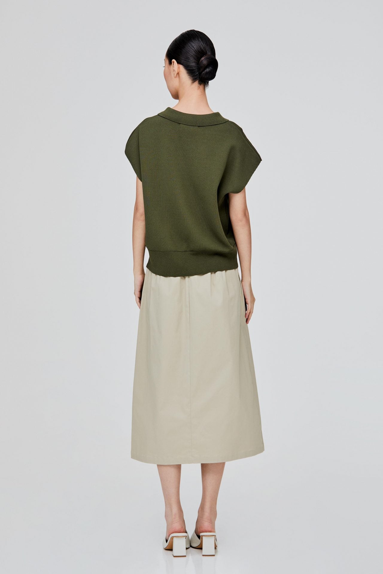 color:ARMY GREEN