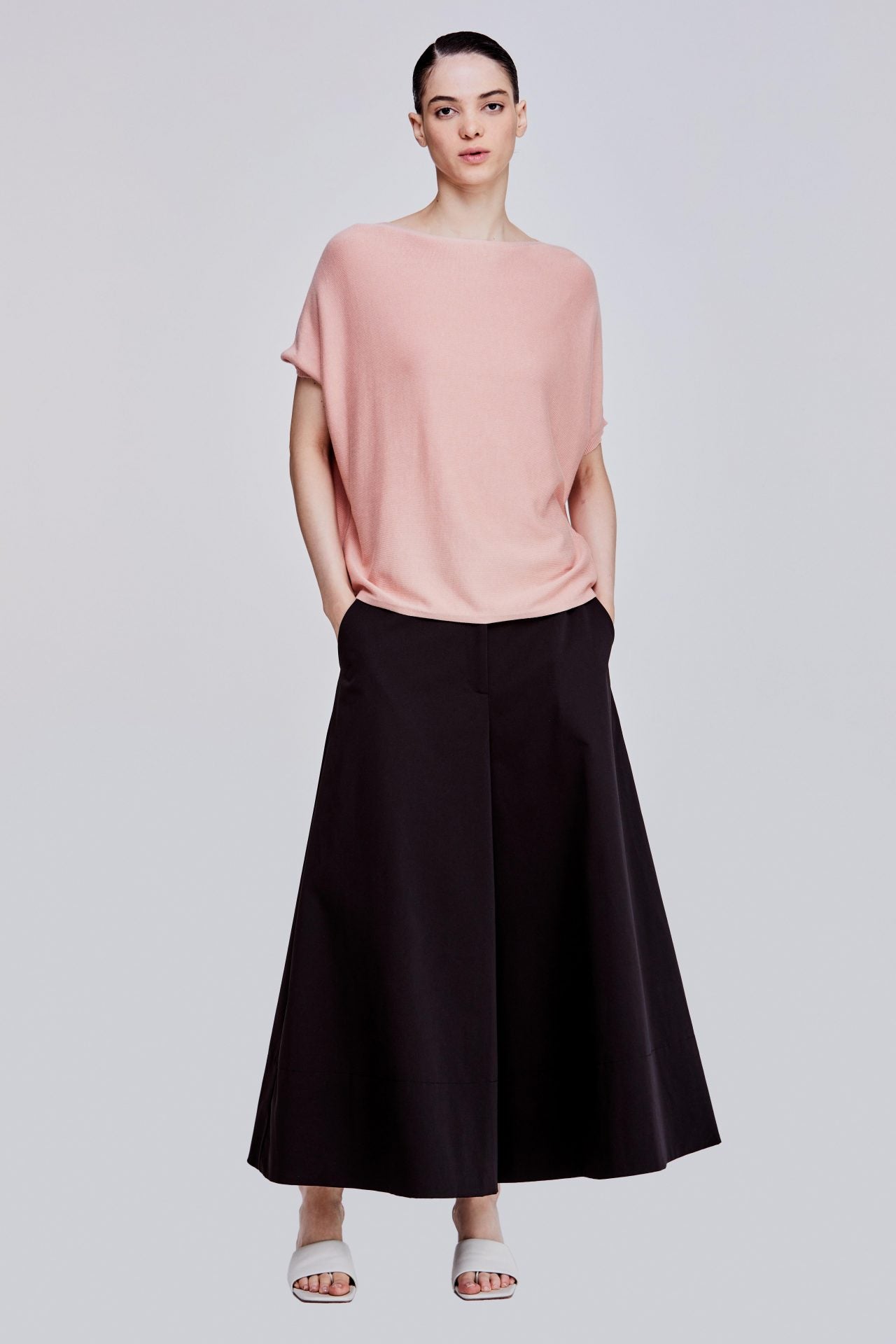 color:BLUSH