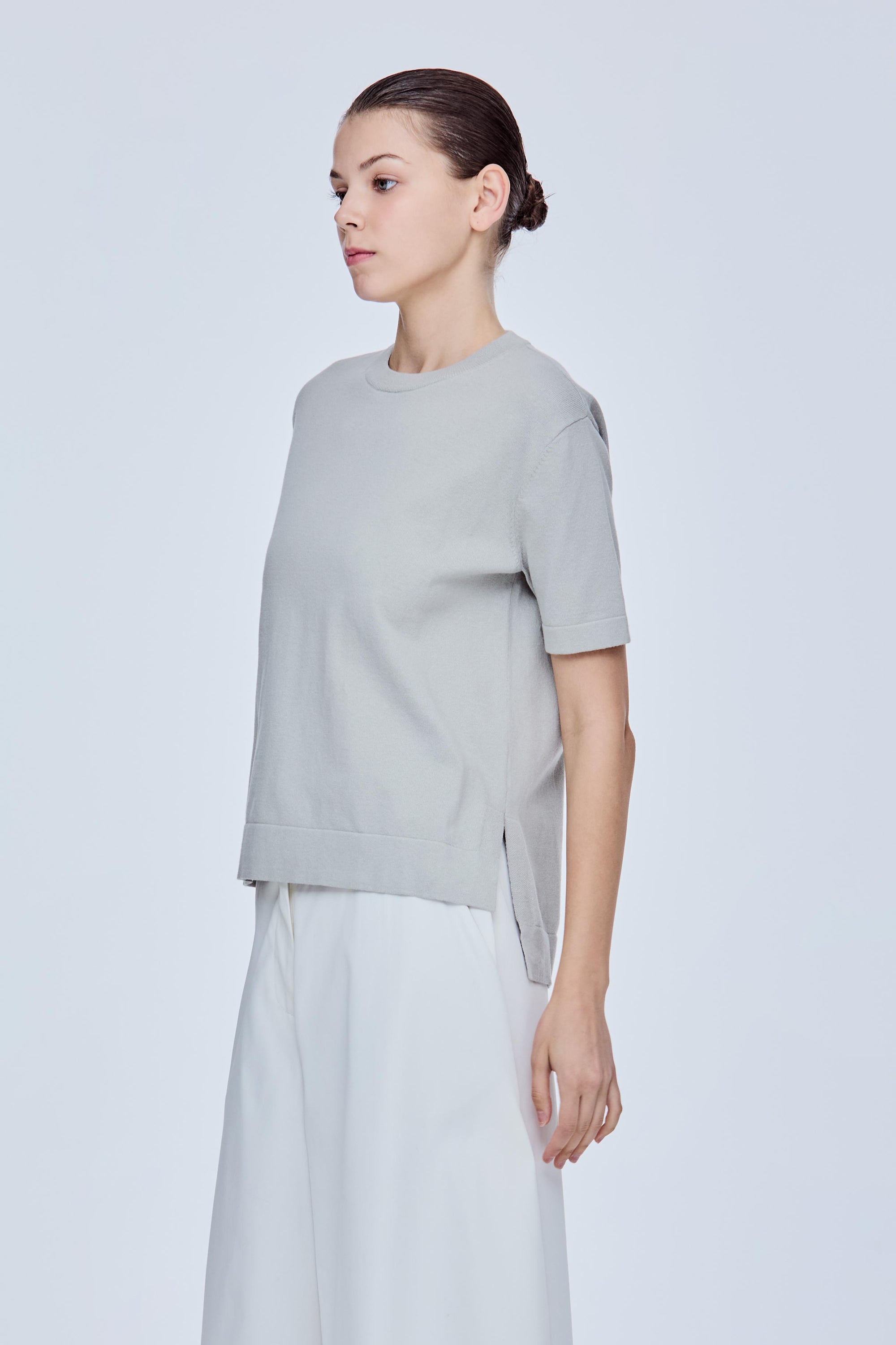 color:SILVER GREY