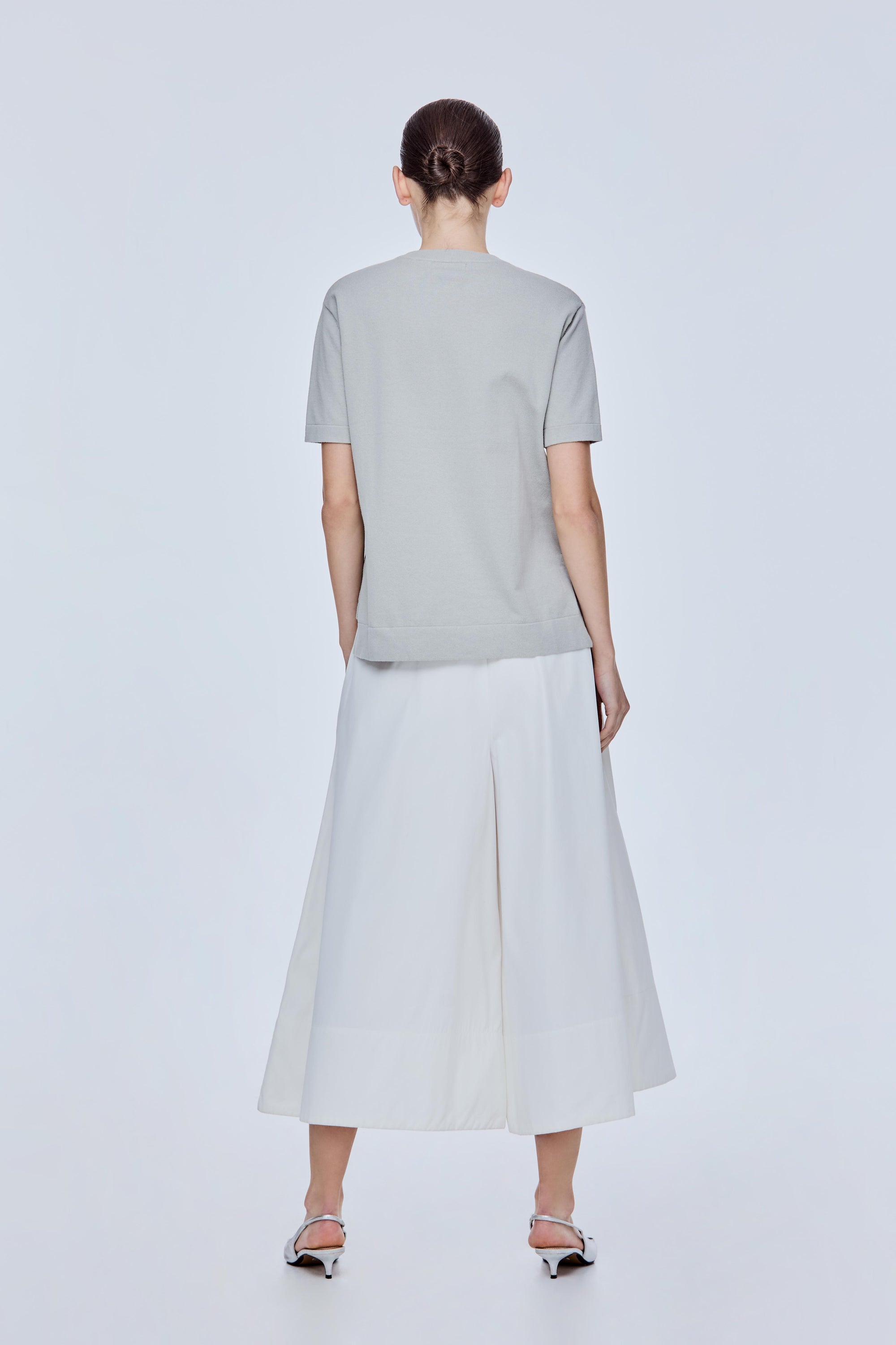 color:SILVER GREY