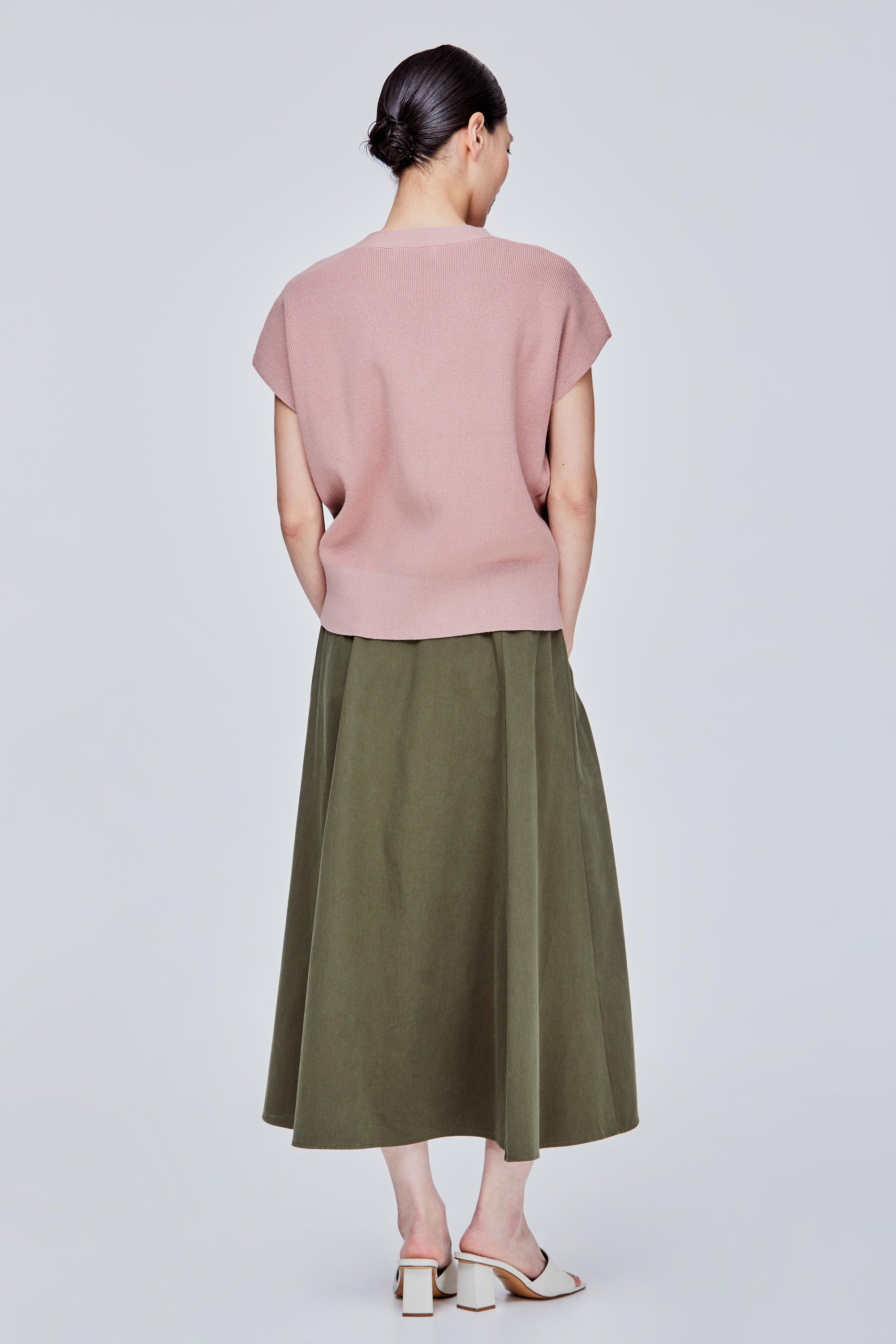 color:DUSK PINK