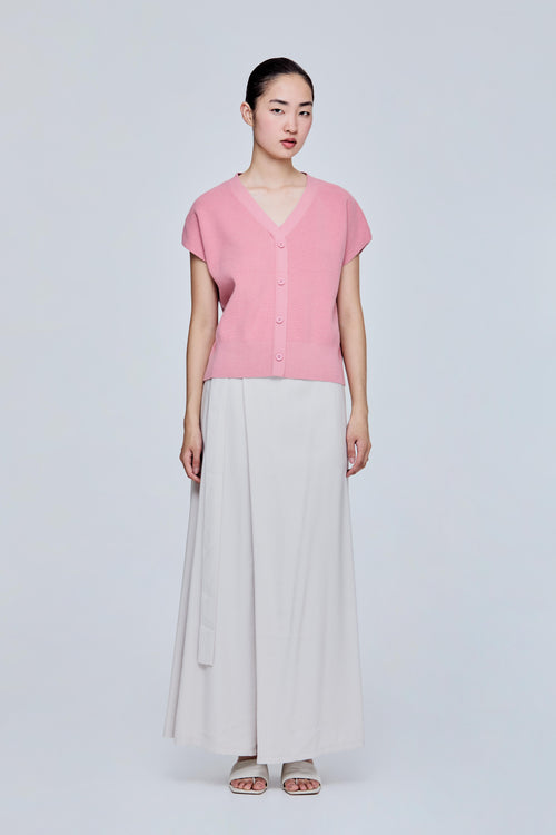color:PINK