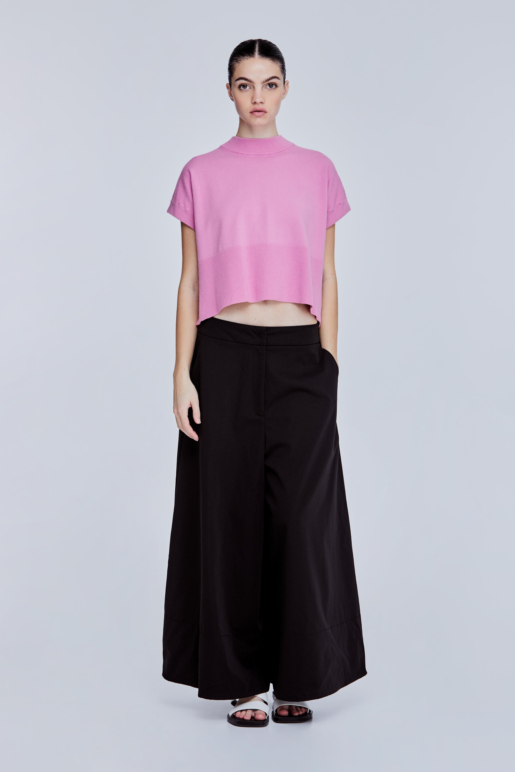 color:FUCHSIA