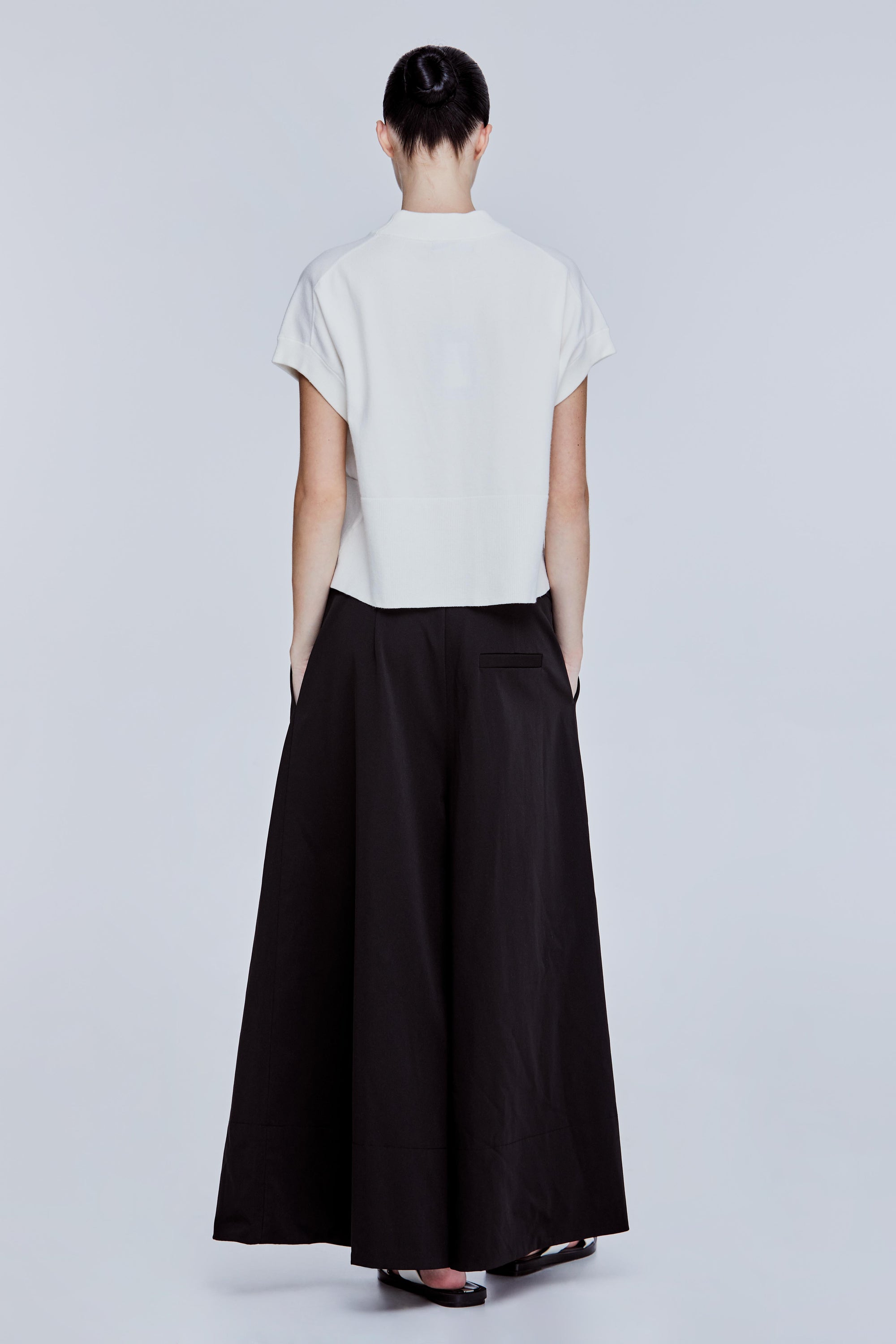 color:IVORY