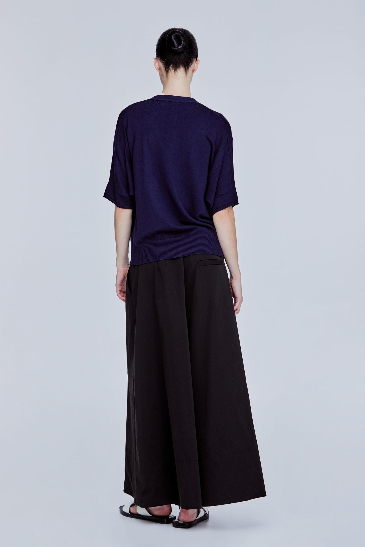 color:NAVY