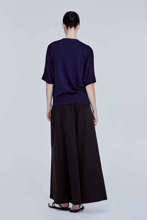 color:NAVY